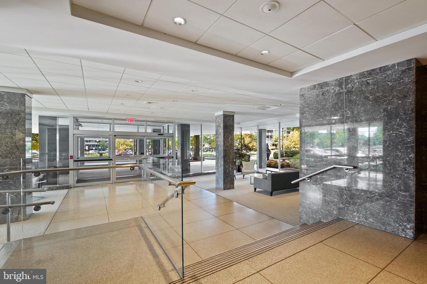 2475 VIRGINIA AVE NW #921, WASHINGTON, District Of Columbia 20037, 3 Bedrooms Bedrooms, ,2 BathroomsBathrooms,Residential,For sale,2475 VIRGINIA AVE NW #921,DCDC2226232 MLS # DCDC2226232