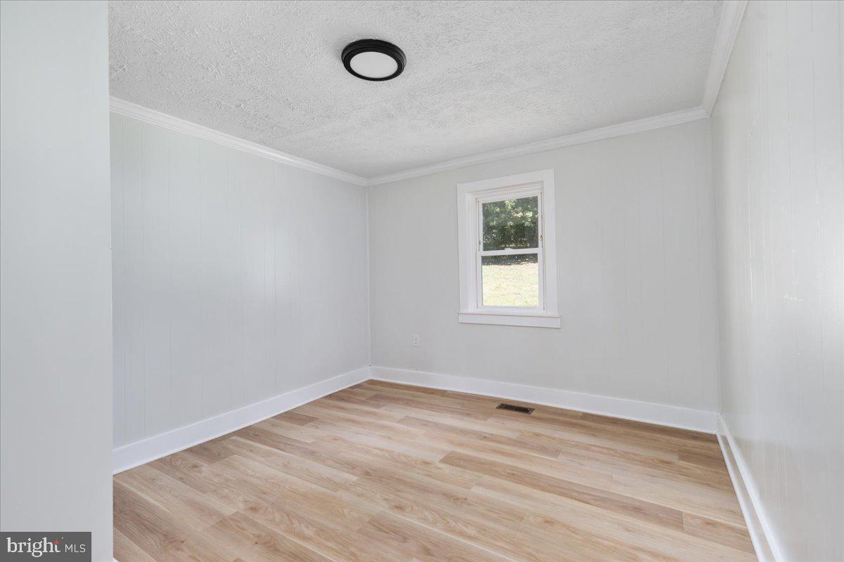 1666 APPLE PIE RIDGE RD., WINCHESTER, Virginia 22603, 2 Bedrooms Bedrooms, ,1 BathroomBathrooms,Residential,For sale,1666 APPLE PIE RIDGE RD.,VAFV2037306 MLS # VAFV2037306