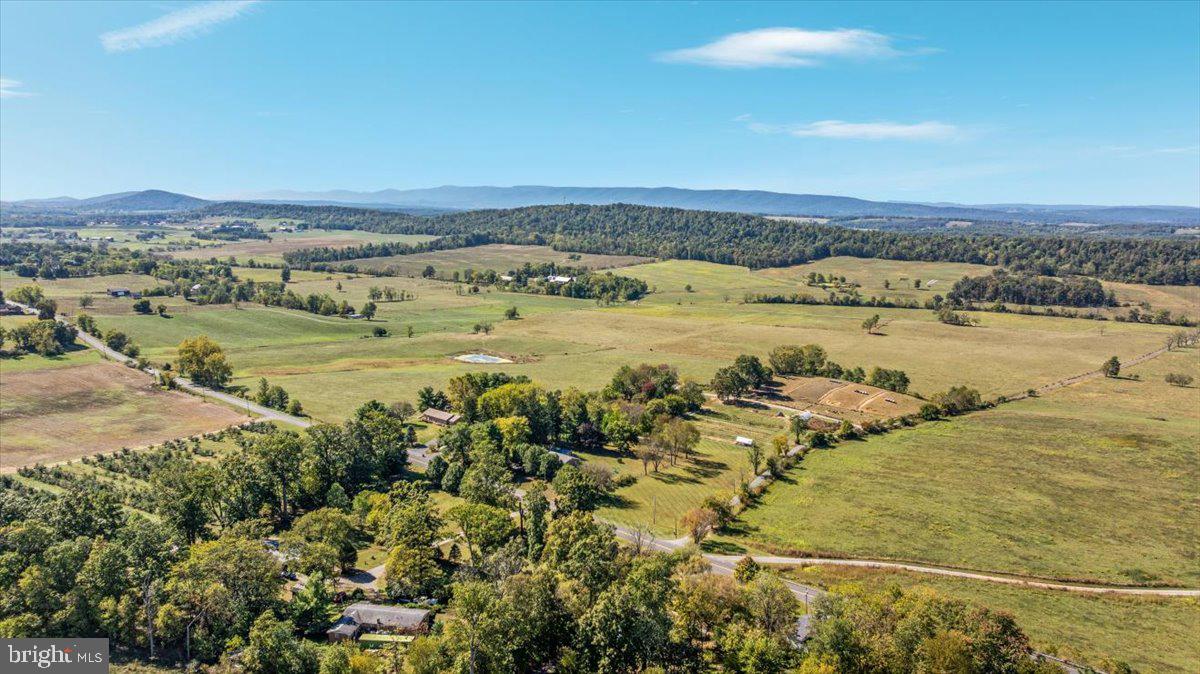 1666 APPLE PIE RIDGE RD., WINCHESTER, Virginia 22603, 2 Bedrooms Bedrooms, ,1 BathroomBathrooms,Residential,For sale,1666 APPLE PIE RIDGE RD.,VAFV2037306 MLS # VAFV2037306