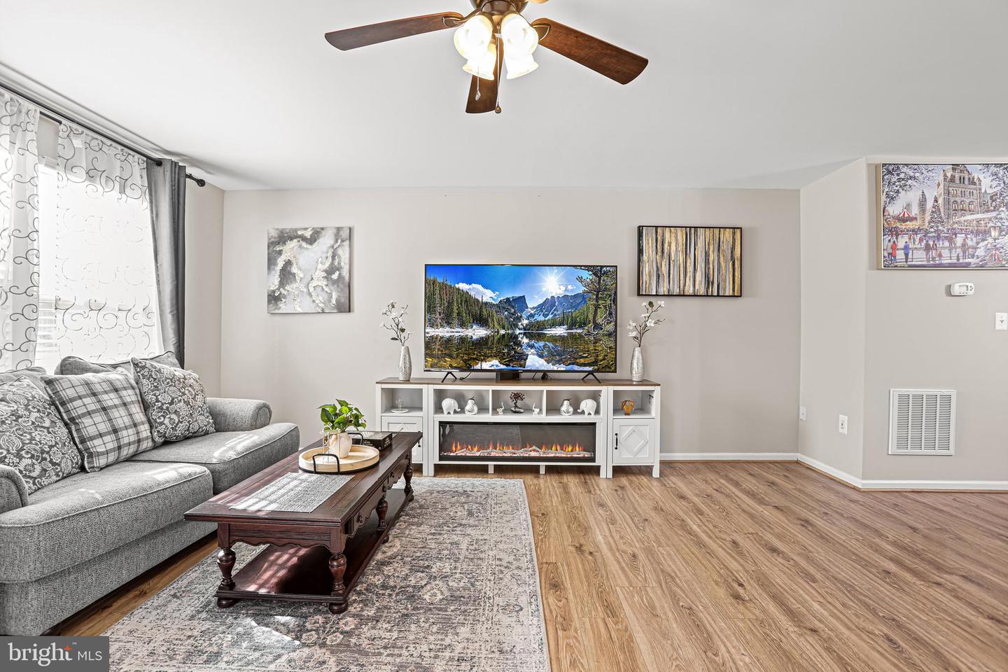 18026 LAKEFORD DR, CULPEPER, Virginia 22701, 4 Bedrooms Bedrooms, ,2 BathroomsBathrooms,Residential,For sale,18026 LAKEFORD DR,VACU2011766 MLS # VACU2011766