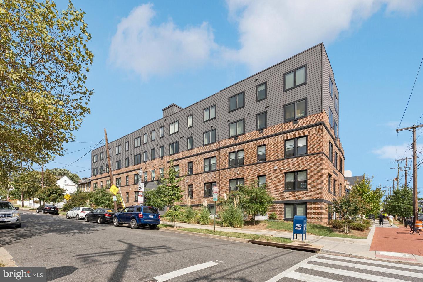 839 KENNEDY ST NW #105, WASHINGTON, District Of Columbia 20011, 2 Bedrooms Bedrooms, ,1 BathroomBathrooms,Residential,For sale,839 KENNEDY ST NW #105,DCDC2226396 MLS # DCDC2226396
