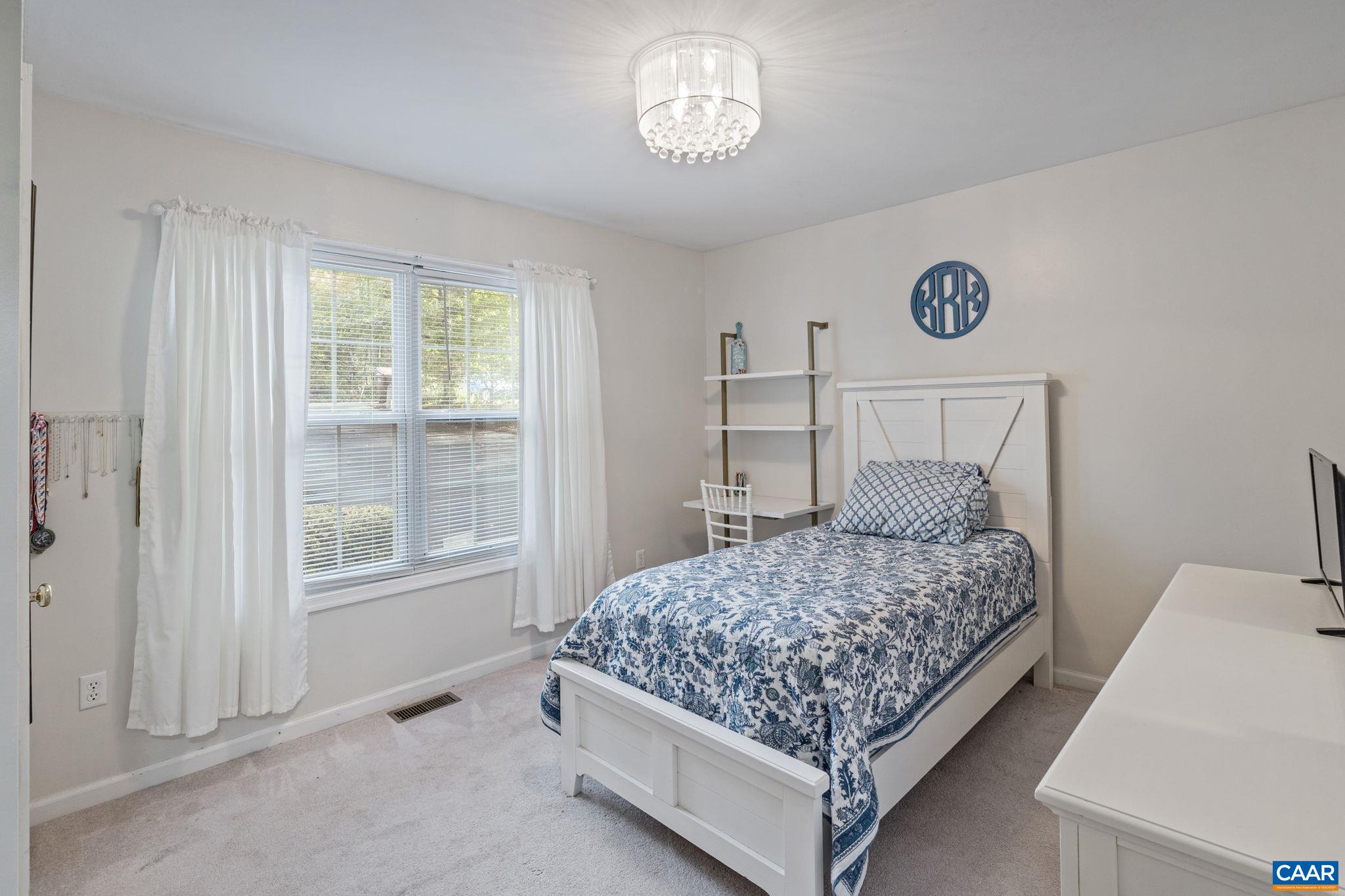 6 HOPI WAY, PALMYRA, Virginia 22963, 3 Bedrooms Bedrooms, ,2 BathroomsBathrooms,Residential,6 HOPI WAY,669975 MLS # 669975