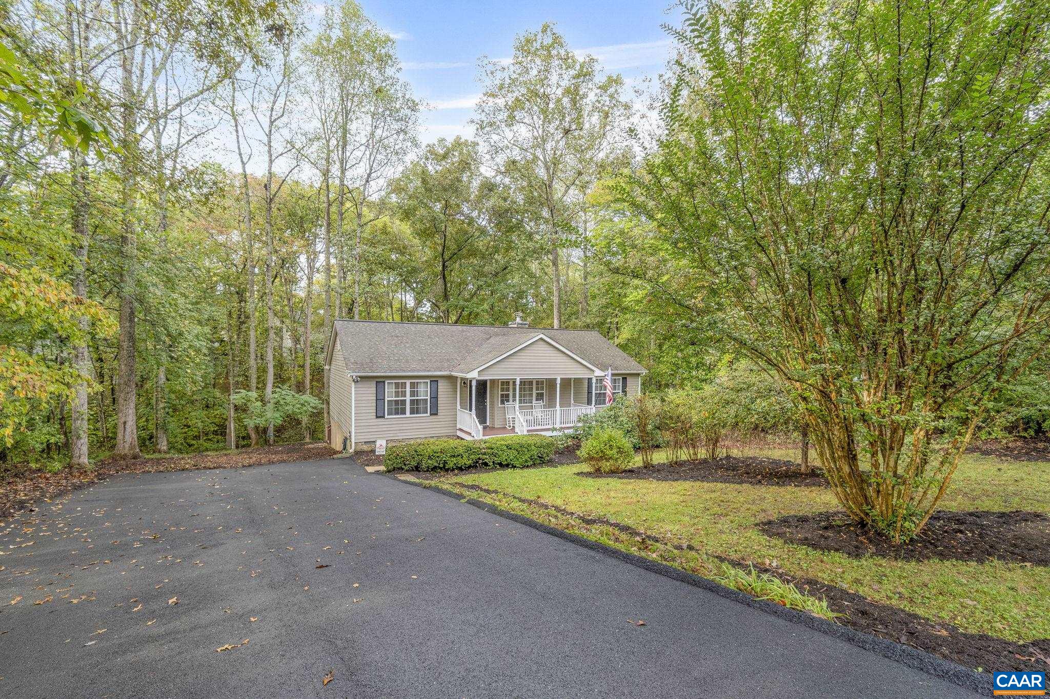 6 HOPI WAY, PALMYRA, Virginia 22963, 3 Bedrooms Bedrooms, ,2 BathroomsBathrooms,Residential,6 HOPI WAY,669975 MLS # 669975
