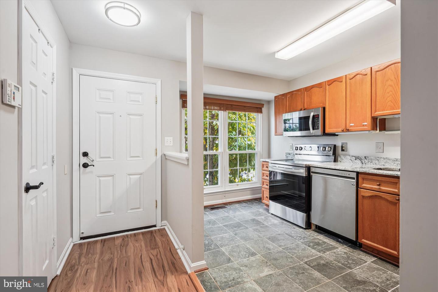 14102 AUTUMN CIR, CENTREVILLE, Virginia 20121, 2 Bedrooms Bedrooms, ,1 BathroomBathrooms,Residential,For sale,14102 AUTUMN CIR,VAFX2273640 MLS # VAFX2273640
