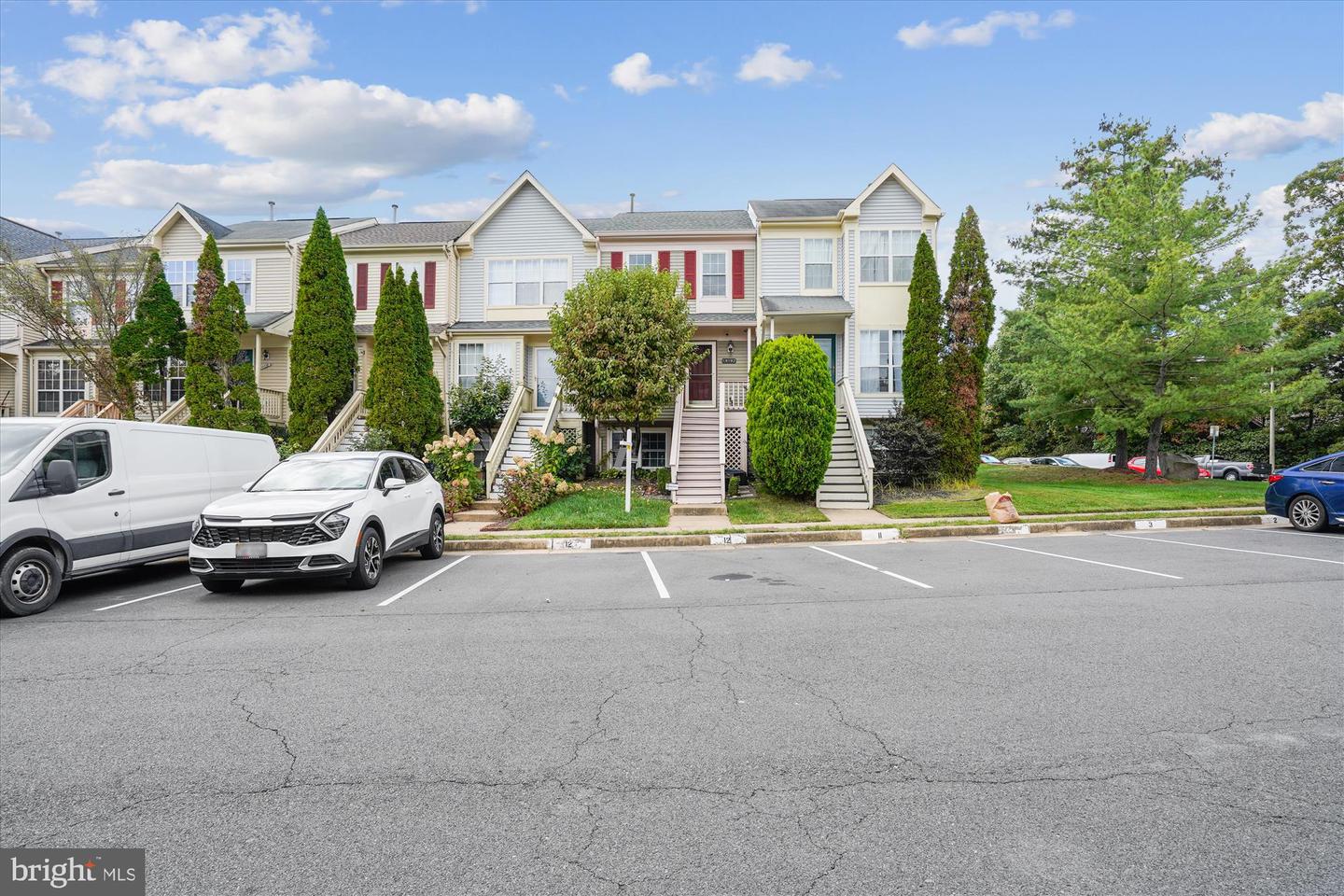 14102 AUTUMN CIR, CENTREVILLE, Virginia 20121, 2 Bedrooms Bedrooms, ,1 BathroomBathrooms,Residential,For sale,14102 AUTUMN CIR,VAFX2273640 MLS # VAFX2273640