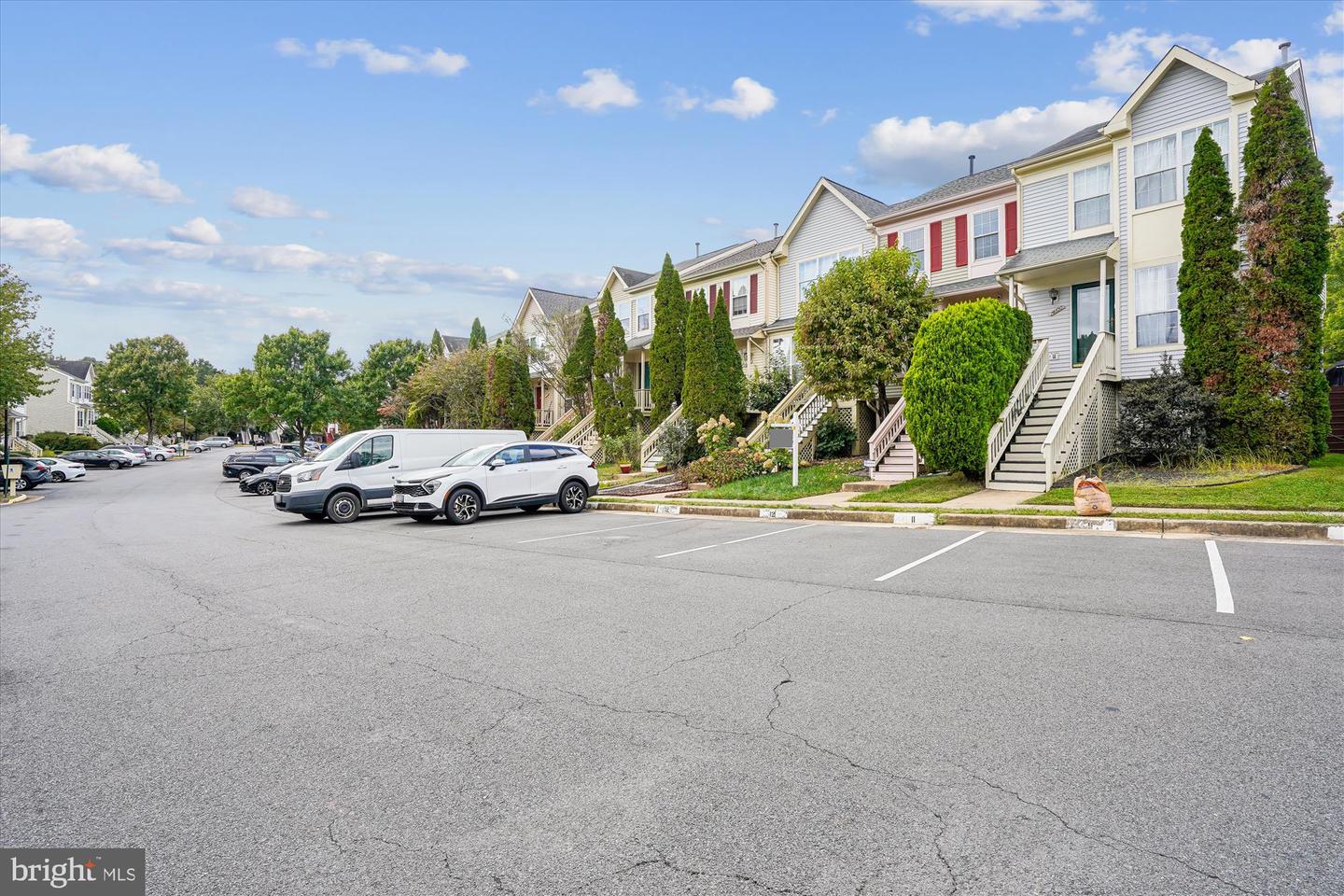14102 AUTUMN CIR, CENTREVILLE, Virginia 20121, 2 Bedrooms Bedrooms, ,1 BathroomBathrooms,Residential,For sale,14102 AUTUMN CIR,VAFX2273640 MLS # VAFX2273640