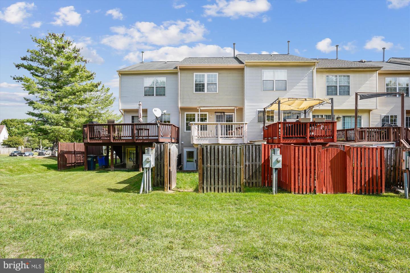 14102 AUTUMN CIR, CENTREVILLE, Virginia 20121, 2 Bedrooms Bedrooms, ,1 BathroomBathrooms,Residential,For sale,14102 AUTUMN CIR,VAFX2273640 MLS # VAFX2273640