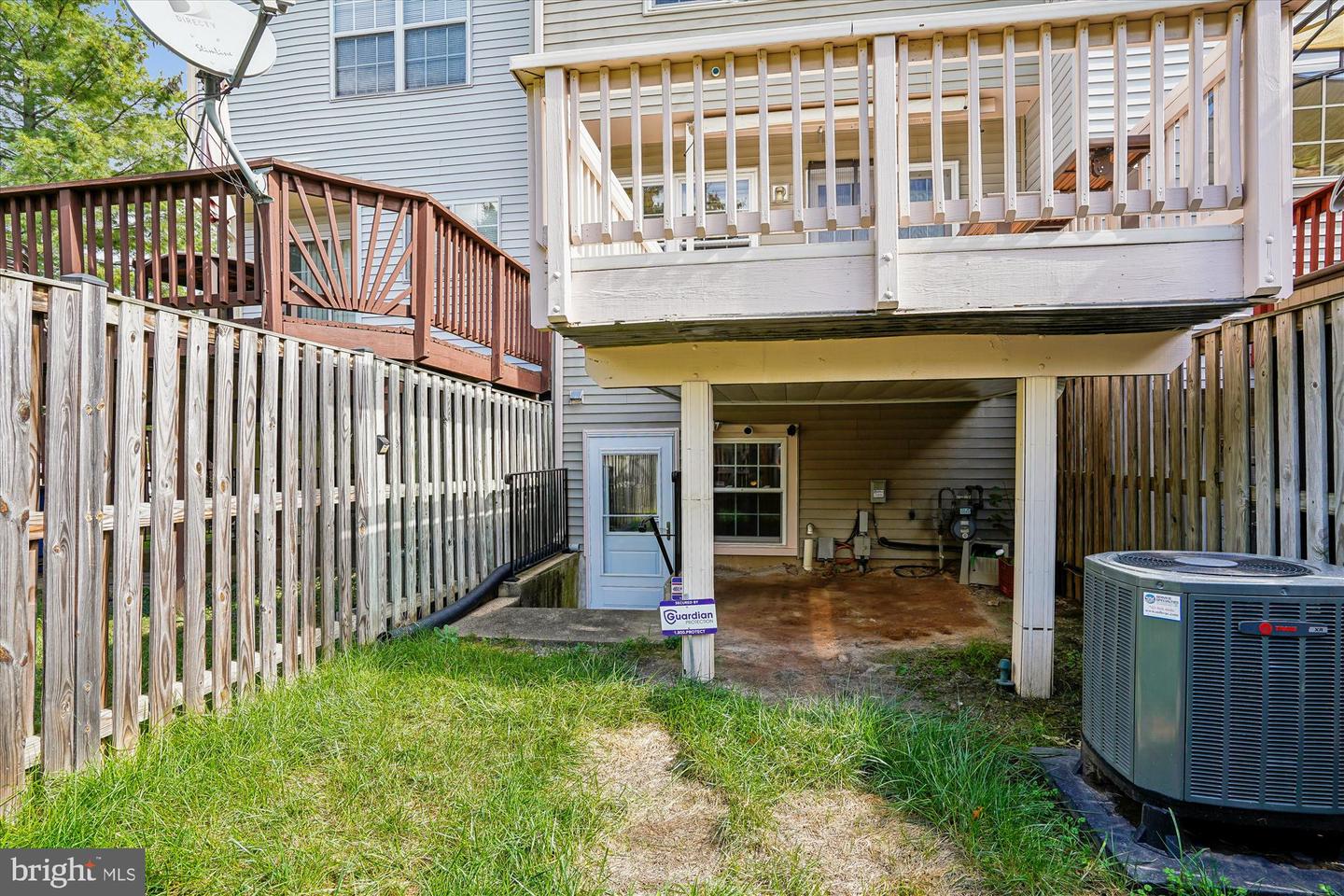 14102 AUTUMN CIR, CENTREVILLE, Virginia 20121, 2 Bedrooms Bedrooms, ,1 BathroomBathrooms,Residential,For sale,14102 AUTUMN CIR,VAFX2273640 MLS # VAFX2273640