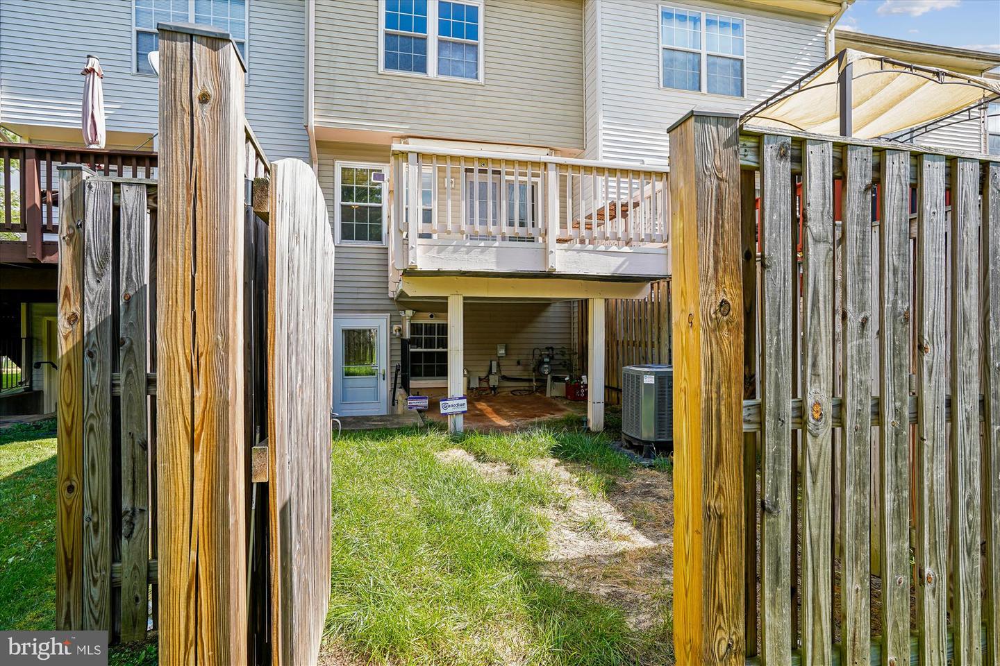 14102 AUTUMN CIR, CENTREVILLE, Virginia 20121, 2 Bedrooms Bedrooms, ,1 BathroomBathrooms,Residential,For sale,14102 AUTUMN CIR,VAFX2273640 MLS # VAFX2273640
