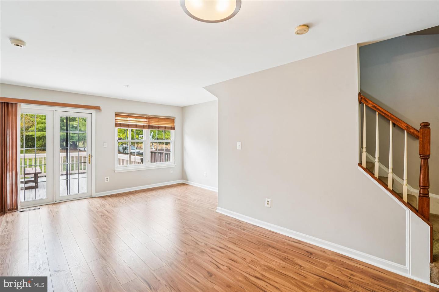 14102 AUTUMN CIR, CENTREVILLE, Virginia 20121, 2 Bedrooms Bedrooms, ,1 BathroomBathrooms,Residential,For sale,14102 AUTUMN CIR,VAFX2273640 MLS # VAFX2273640