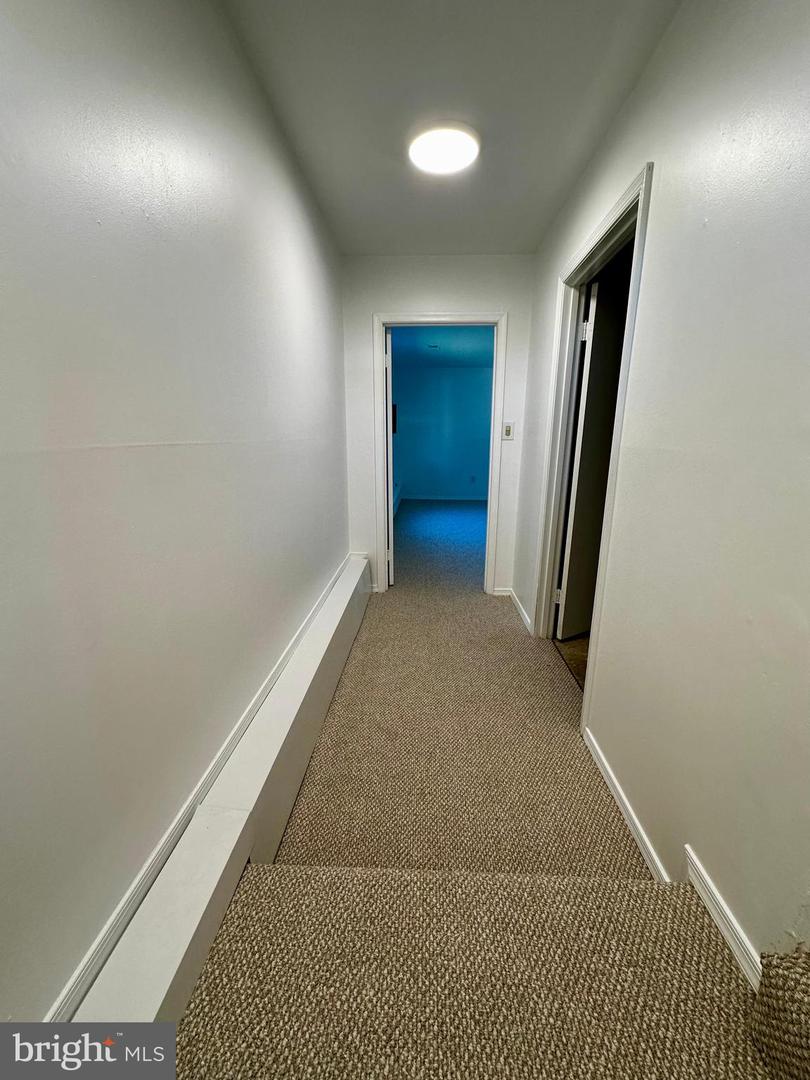 606 S GLEBE RD, ARLINGTON, Virginia 22204, 4 Bedrooms Bedrooms, ,3 BathroomsBathrooms,Residential,For sale,606 S GLEBE RD,VAAR2064766 MLS # VAAR2064766