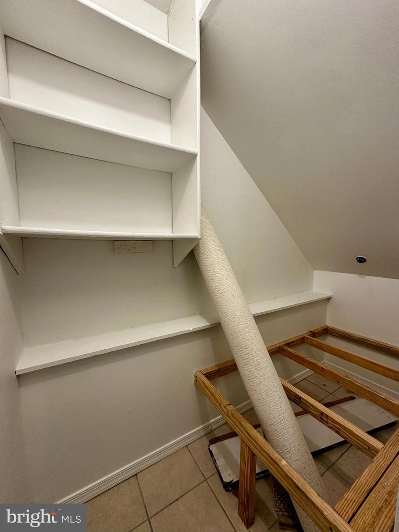606 S GLEBE RD, ARLINGTON, Virginia 22204, 4 Bedrooms Bedrooms, ,3 BathroomsBathrooms,Residential,For sale,606 S GLEBE RD,VAAR2064766 MLS # VAAR2064766