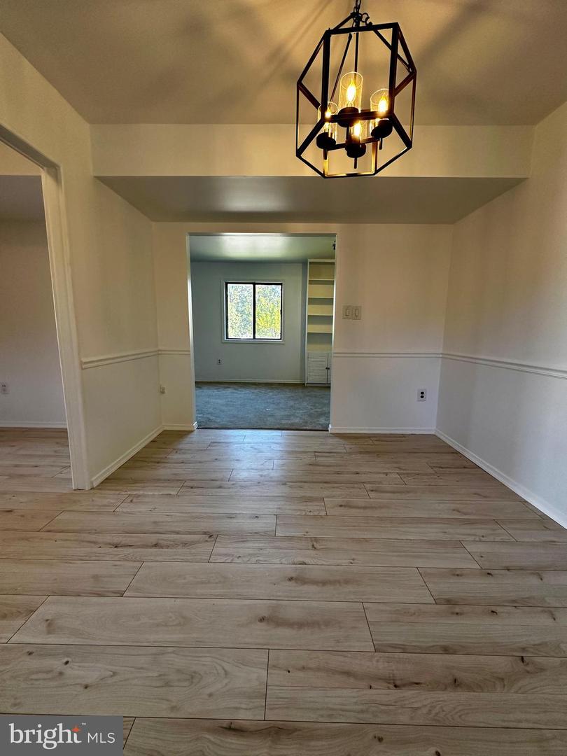 606 S GLEBE RD, ARLINGTON, Virginia 22204, 4 Bedrooms Bedrooms, ,3 BathroomsBathrooms,Residential,For sale,606 S GLEBE RD,VAAR2064766 MLS # VAAR2064766