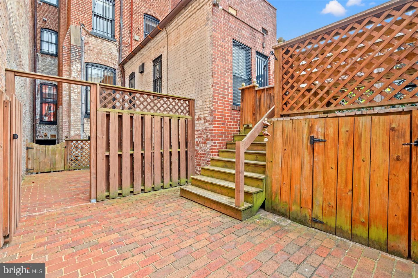 2021 Q ST NW, WASHINGTON, District Of Columbia 20009, 5 Bedrooms Bedrooms, ,3 BathroomsBathrooms,Residential,For sale,2021 Q ST NW,DCDC2226412 MLS # DCDC2226412