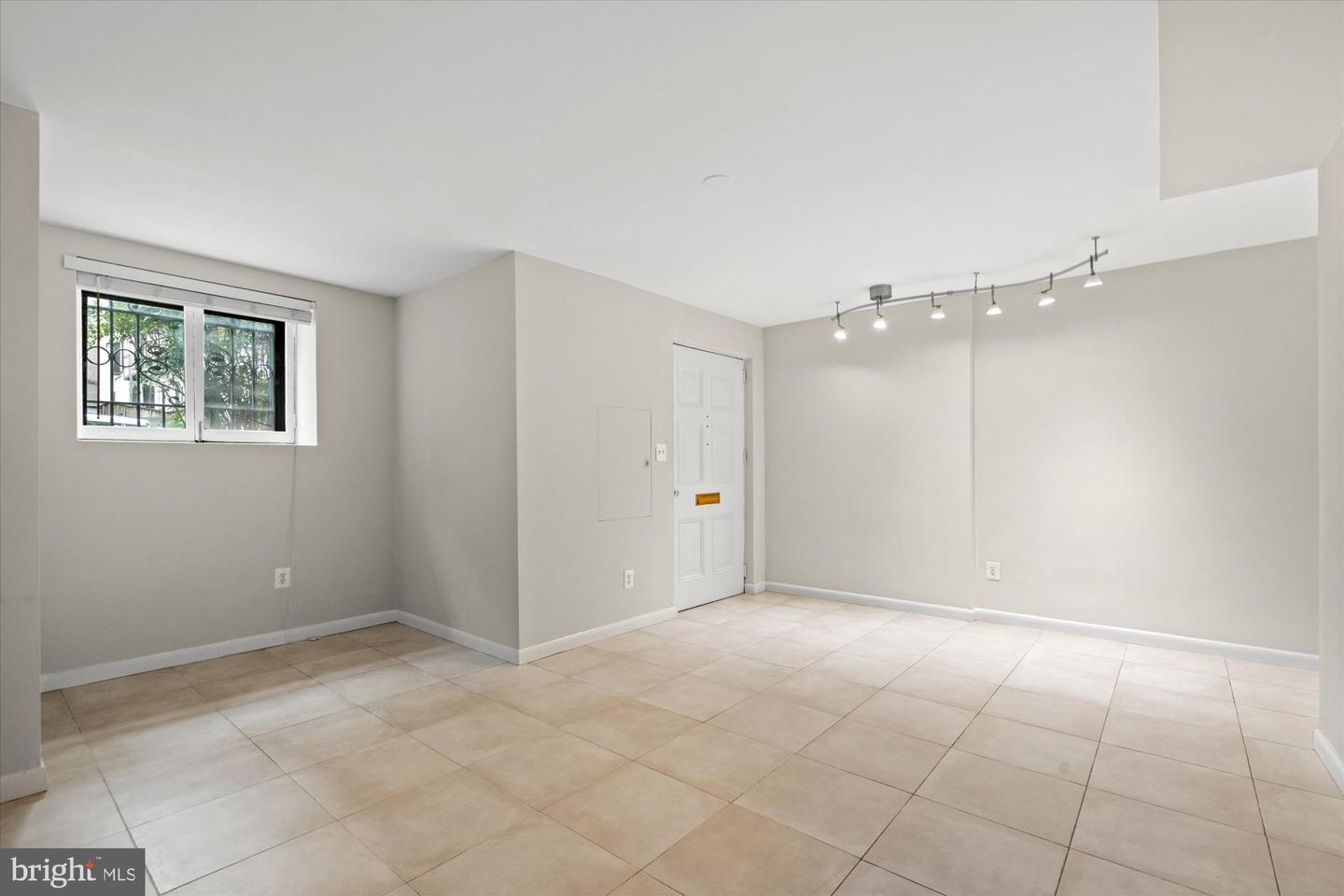 2021 Q ST NW, WASHINGTON, District Of Columbia 20009, 5 Bedrooms Bedrooms, ,3 BathroomsBathrooms,Residential,For sale,2021 Q ST NW,DCDC2226412 MLS # DCDC2226412
