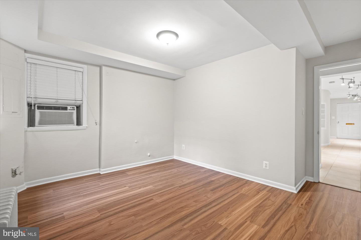 2021 Q ST NW, WASHINGTON, District Of Columbia 20009, 5 Bedrooms Bedrooms, ,3 BathroomsBathrooms,Residential,For sale,2021 Q ST NW,DCDC2226412 MLS # DCDC2226412