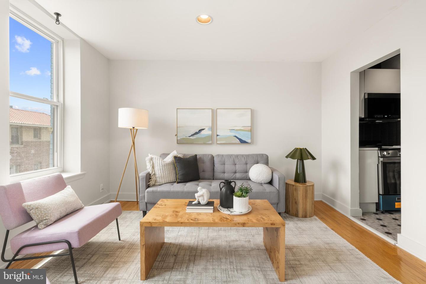 2305 18TH ST NW #406, WASHINGTON, District Of Columbia 20009, 1 Bedroom Bedrooms, ,1 BathroomBathrooms,Residential,For sale,2305 18TH ST NW #406,DCDC2226416 MLS # DCDC2226416
