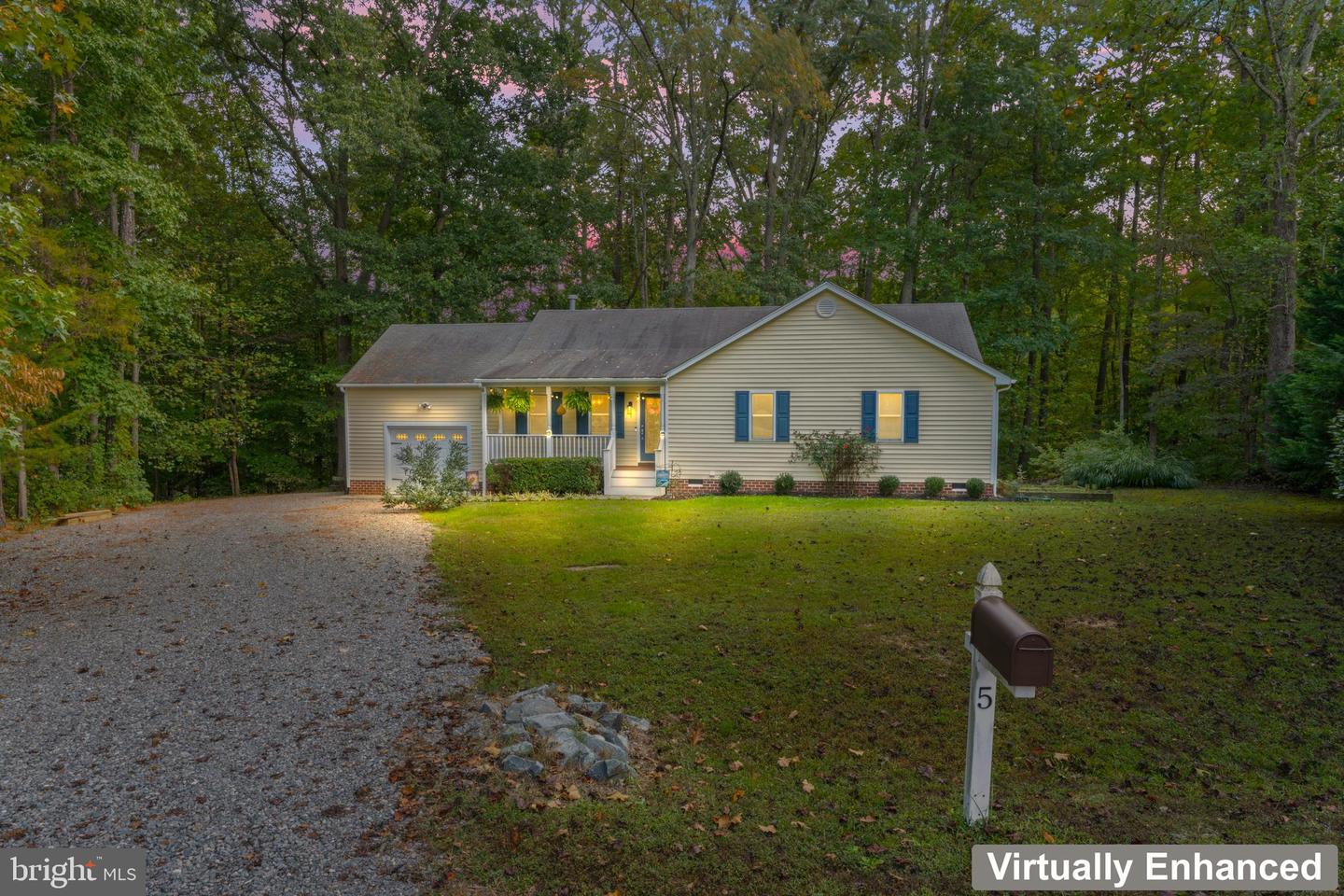 5 MONROE CV, RUTHER GLEN, Virginia 22546, 3 Bedrooms Bedrooms, ,2 BathroomsBathrooms,Residential,For sale,5 MONROE CV,VACV2008968 MLS # VACV2008968