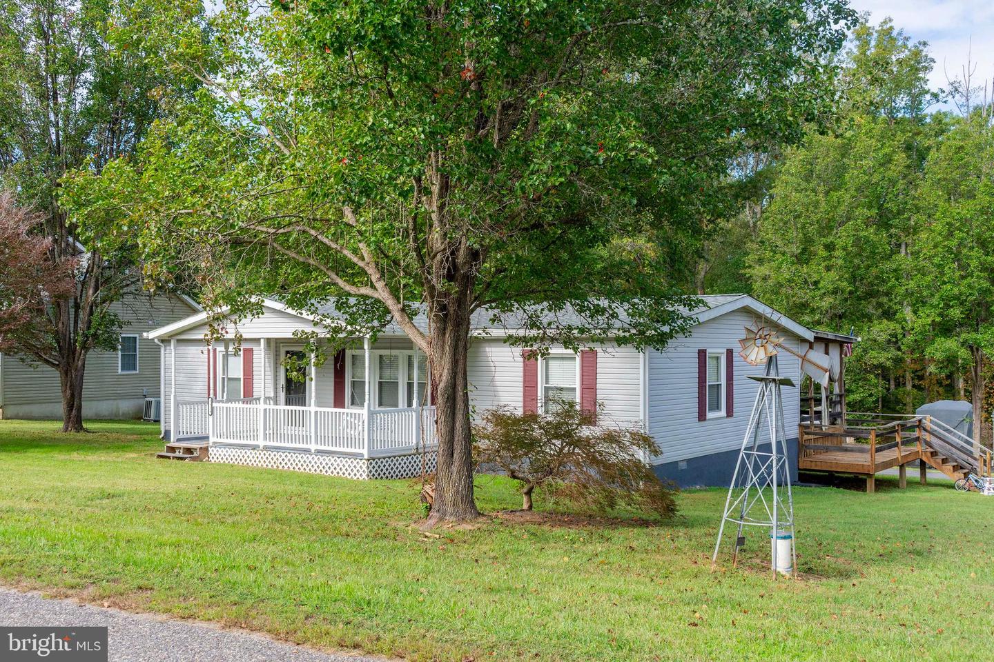 5924 BRADLEY LN, SPOTSYLVANIA, Virginia 22551, 3 Bedrooms Bedrooms, ,2 BathroomsBathrooms,Residential,For sale,5924 BRADLEY LN,VASP2036814 MLS # VASP2036814