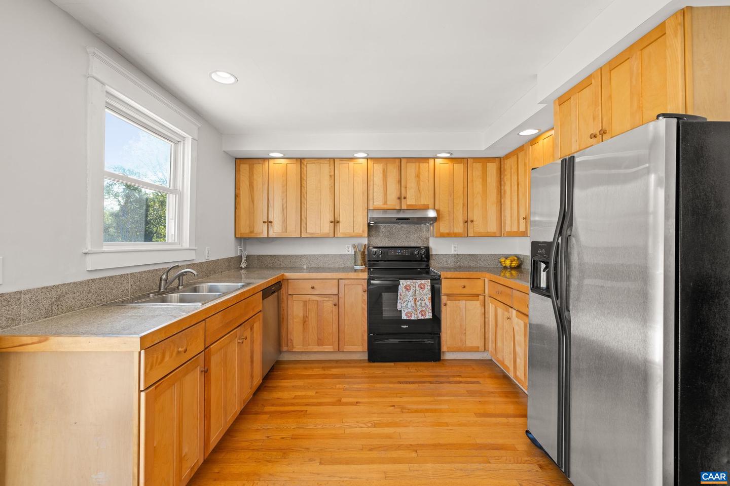 254 SHAMROCK RD, CHARLOTTESVILLE, Virginia 22903, 2 Bedrooms Bedrooms, ,1 BathroomBathrooms,Residential,For sale,254 SHAMROCK RD,669864 MLS # 669864