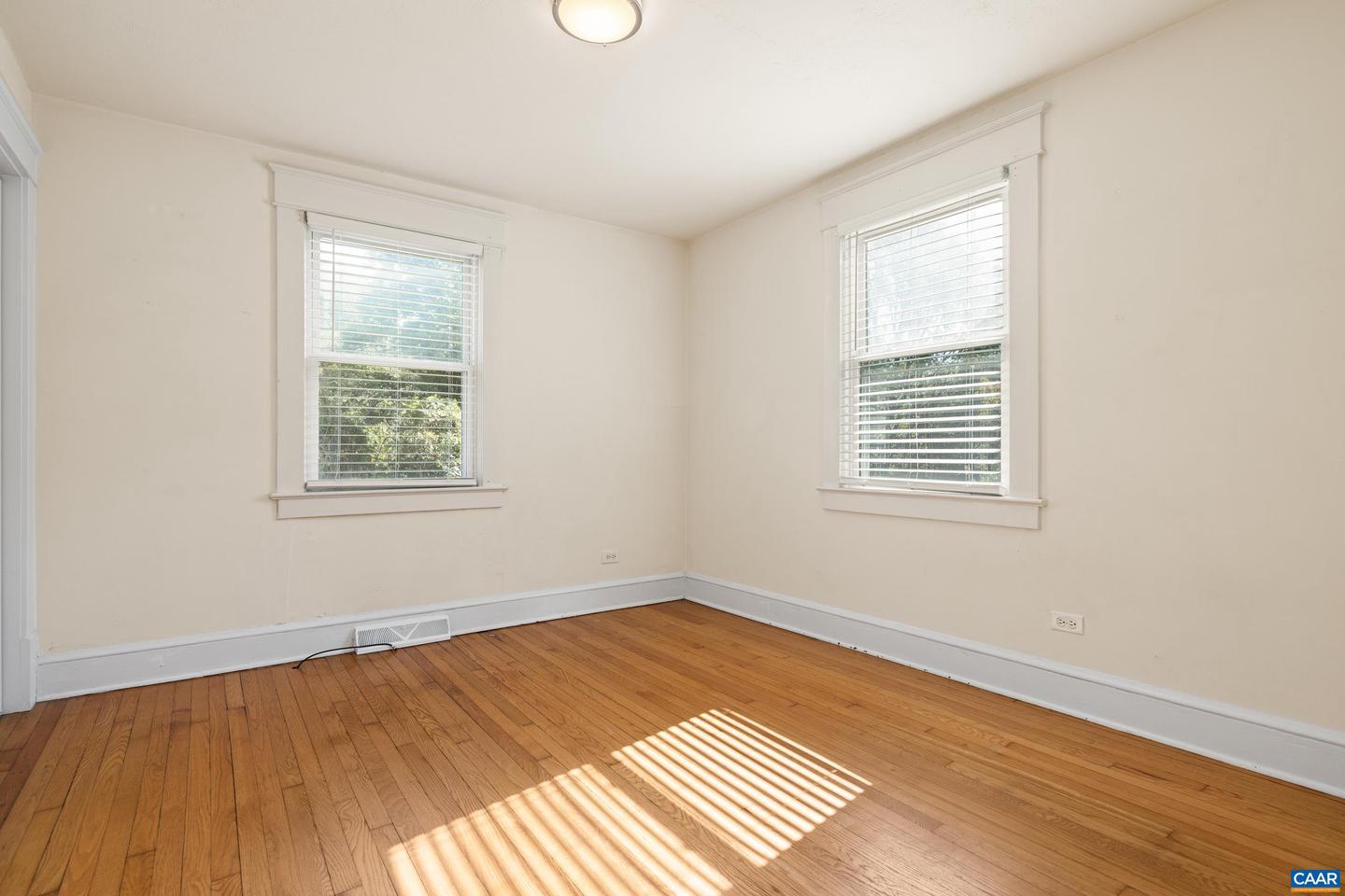 254 SHAMROCK RD, CHARLOTTESVILLE, Virginia 22903, 2 Bedrooms Bedrooms, ,1 BathroomBathrooms,Residential,For sale,254 SHAMROCK RD,669864 MLS # 669864