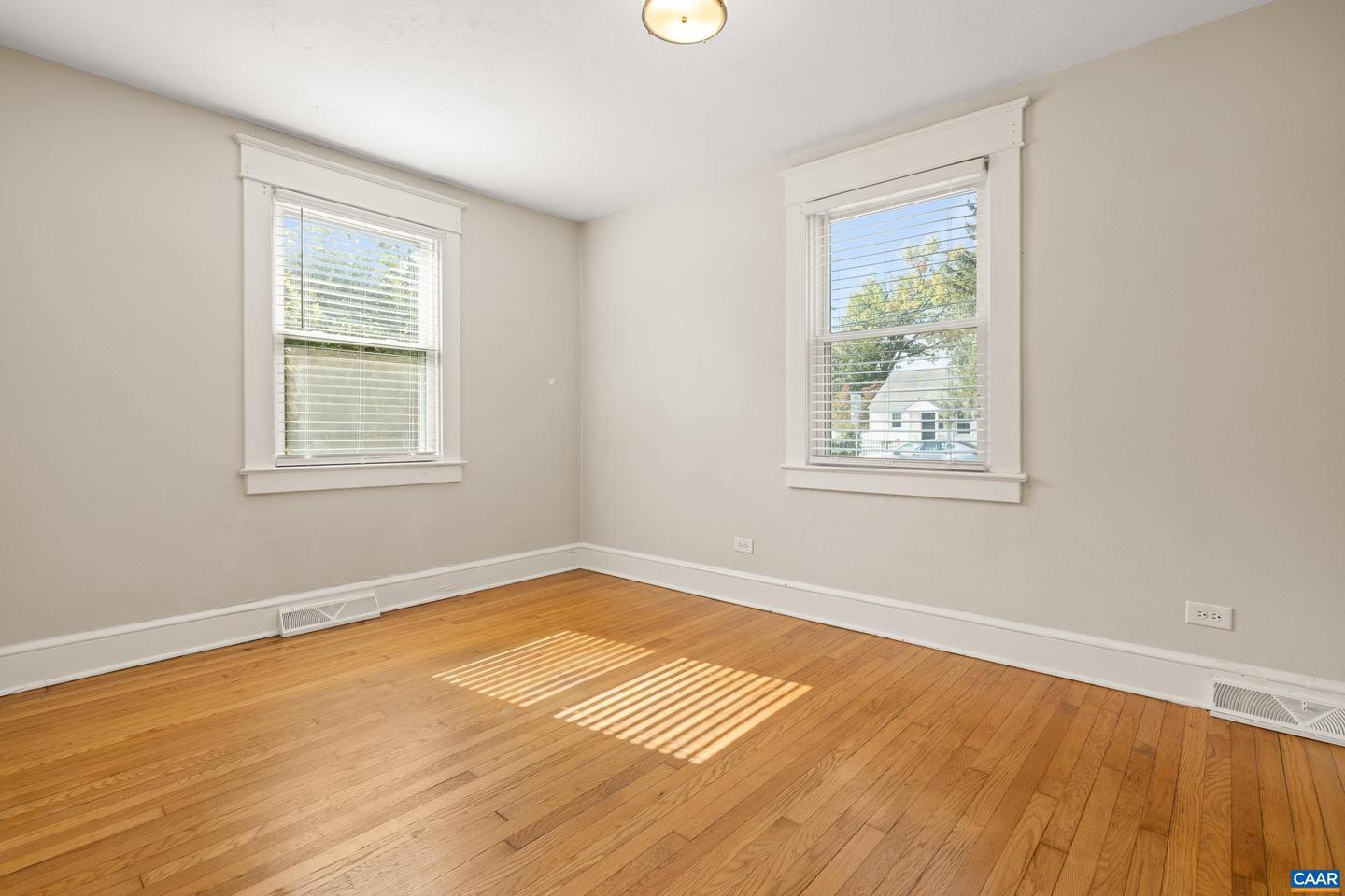 254 SHAMROCK RD, CHARLOTTESVILLE, Virginia 22903, 2 Bedrooms Bedrooms, ,1 BathroomBathrooms,Residential,For sale,254 SHAMROCK RD,669864 MLS # 669864
