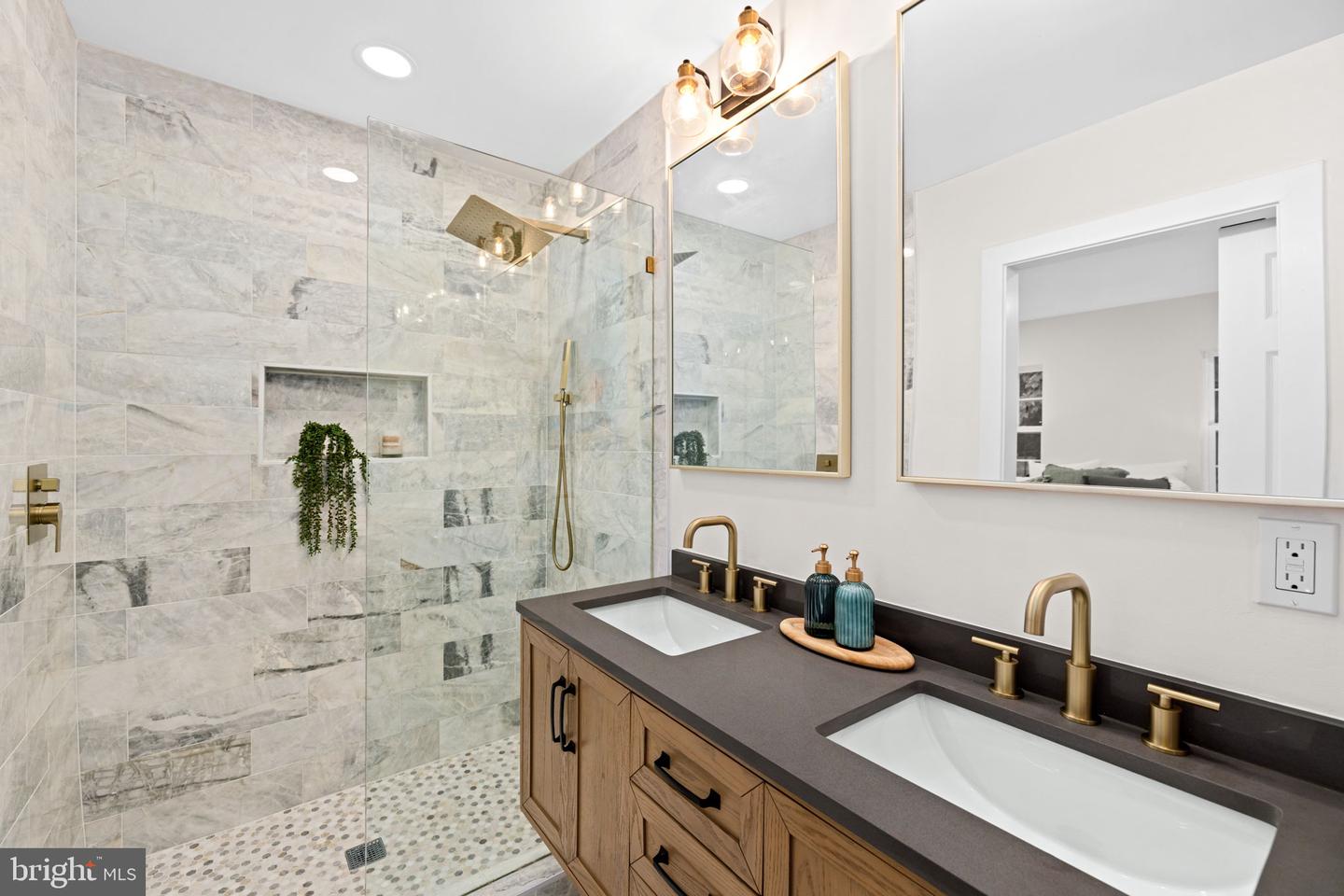 1336 KEARNY ST NE, WASHINGTON, District Of Columbia 20017, 4 Bedrooms Bedrooms, ,3 BathroomsBathrooms,Residential,For sale,1336 KEARNY ST NE,DCDC2226480 MLS # DCDC2226480