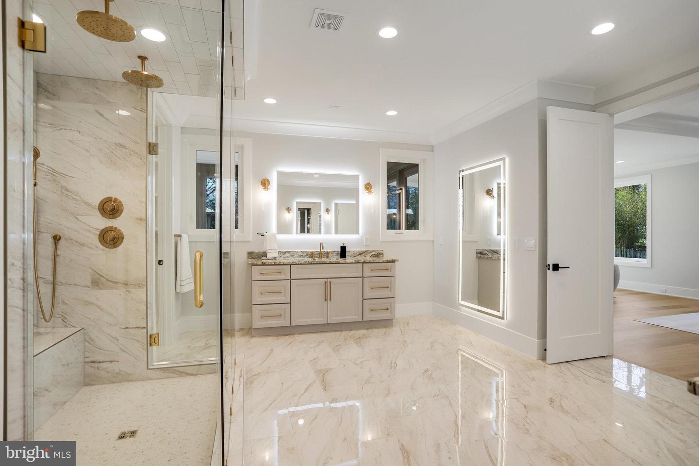 4403 ANDES DR, FAIRFAX, Virginia 22030, 4 Bedrooms Bedrooms, ,4 BathroomsBathrooms,Residential,For sale,4403 ANDES DR,VAFX2273880 MLS # VAFX2273880