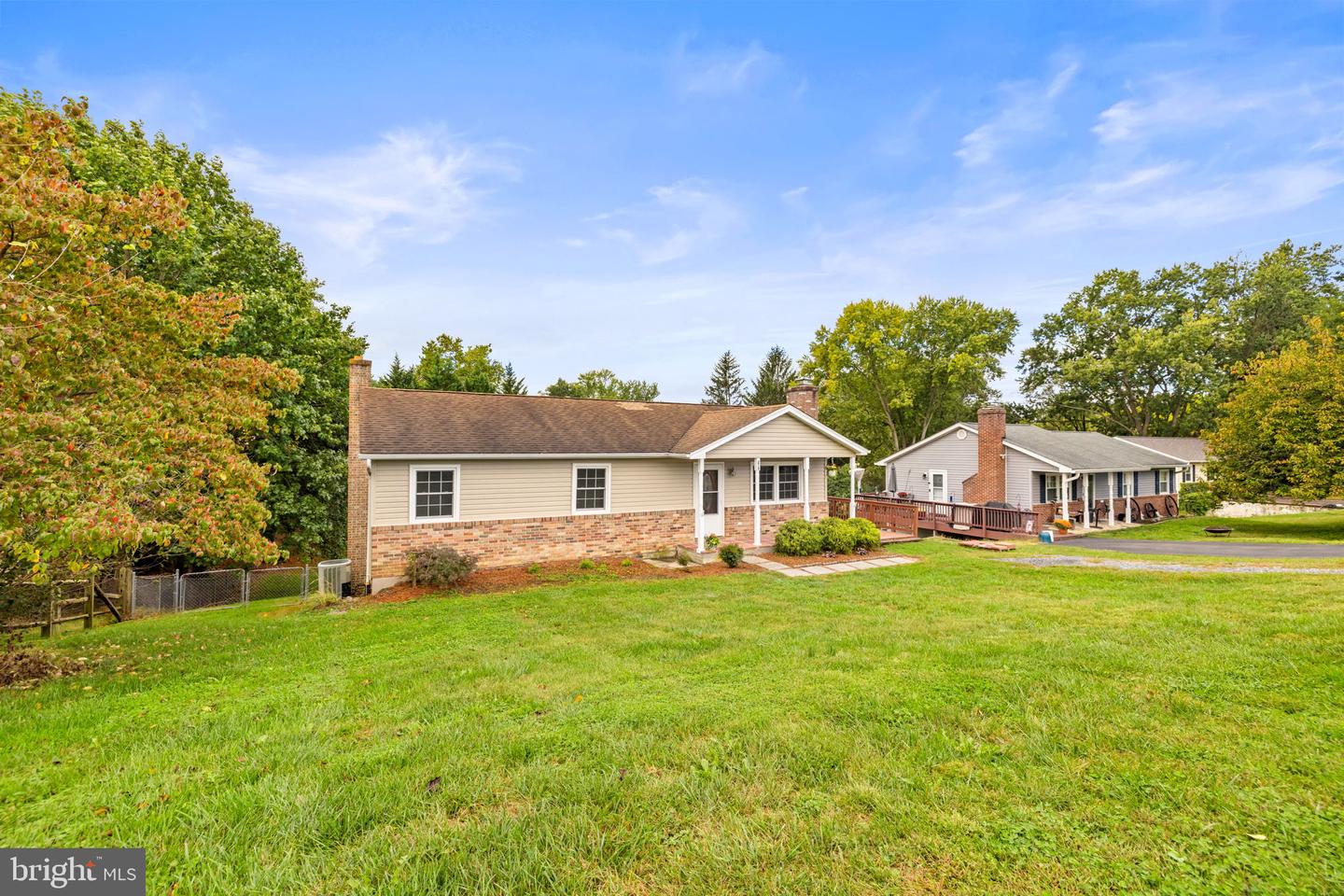 213 CREST CIR, WINCHESTER, Virginia 22602, 4 Bedrooms Bedrooms, 7 Rooms Rooms,2 BathroomsBathrooms,Residential,For sale,213 CREST CIR,VAFV2037336 MLS # VAFV2037336