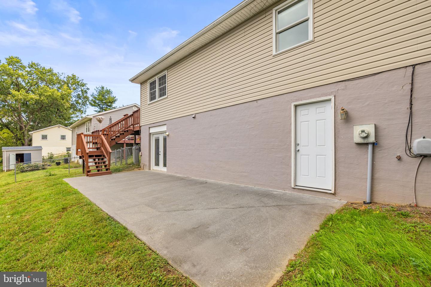 213 CREST CIR, WINCHESTER, Virginia 22602, 4 Bedrooms Bedrooms, 7 Rooms Rooms,2 BathroomsBathrooms,Residential,For sale,213 CREST CIR,VAFV2037336 MLS # VAFV2037336
