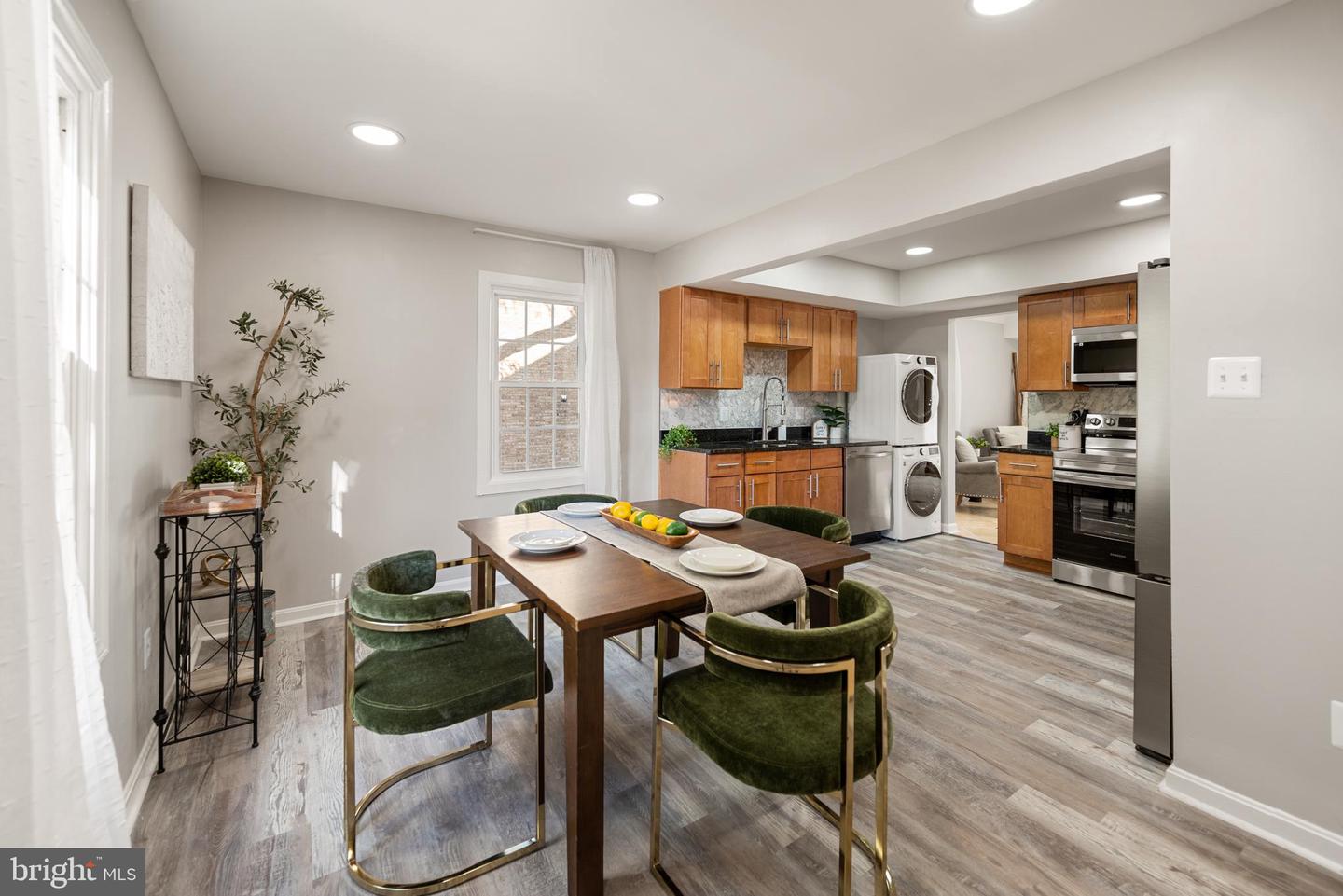 14487 RUSTLING LEAVES LN, CENTREVILLE, Virginia 20121, 3 Bedrooms Bedrooms, ,2 BathroomsBathrooms,Residential,For sale,14487 RUSTLING LEAVES LN,VAFX2273916 MLS # VAFX2273916