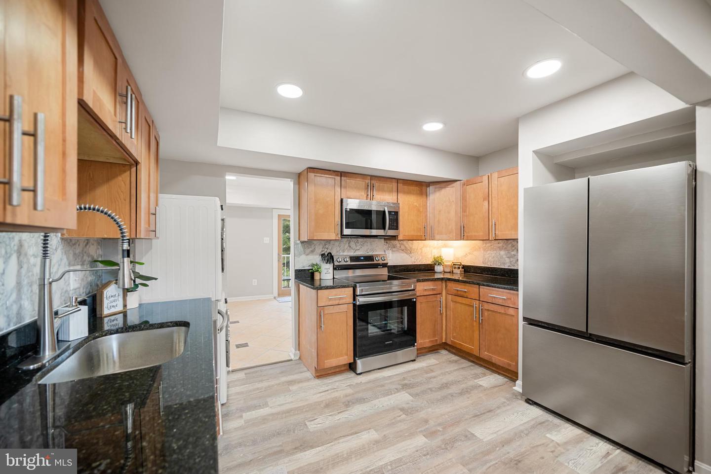 14487 RUSTLING LEAVES LN, CENTREVILLE, Virginia 20121, 3 Bedrooms Bedrooms, ,2 BathroomsBathrooms,Residential,For sale,14487 RUSTLING LEAVES LN,VAFX2273916 MLS # VAFX2273916