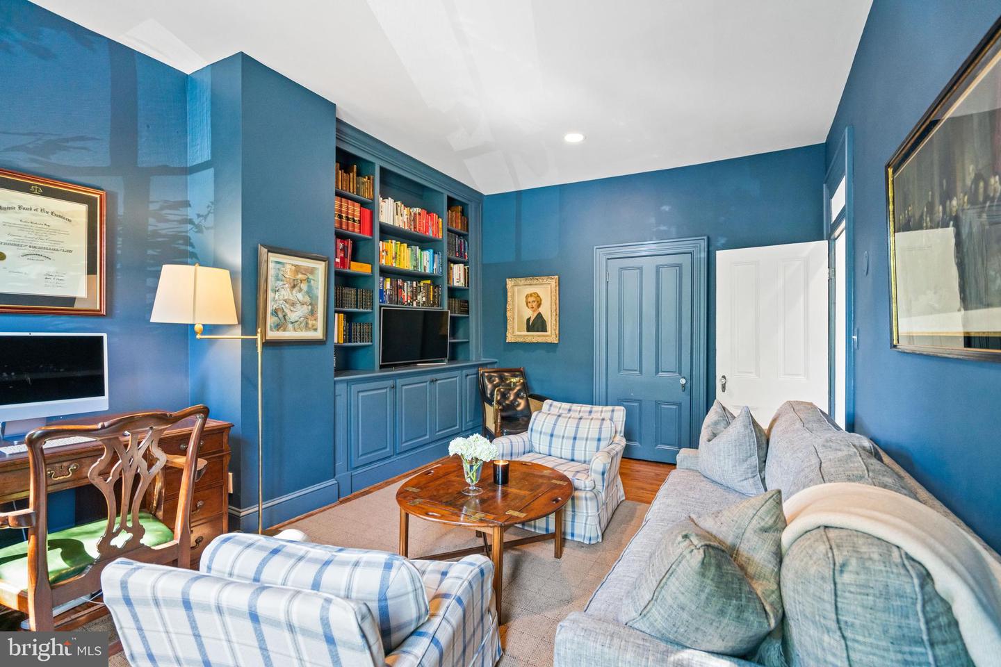 604 EAST CAPITOL ST NE, WASHINGTON, District Of Columbia 20003, 5 Bedrooms Bedrooms, ,3 BathroomsBathrooms,Residential,For sale,604 EAST CAPITOL ST NE,DCDC2226634 MLS # DCDC2226634