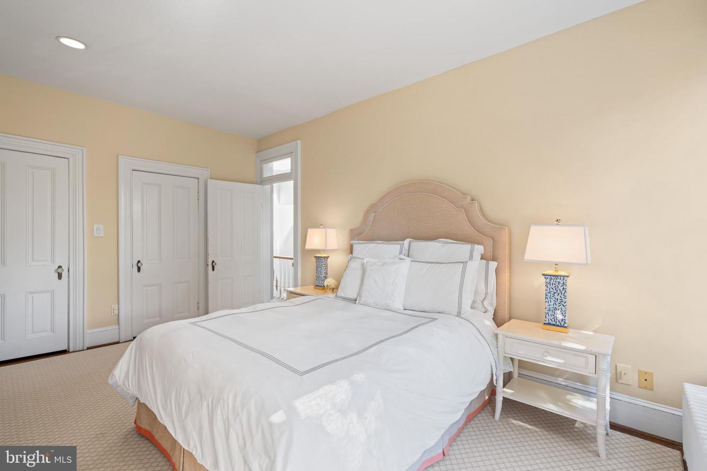 604 EAST CAPITOL ST NE, WASHINGTON, District Of Columbia 20003, 5 Bedrooms Bedrooms, ,3 BathroomsBathrooms,Residential,For sale,604 EAST CAPITOL ST NE,DCDC2226634 MLS # DCDC2226634
