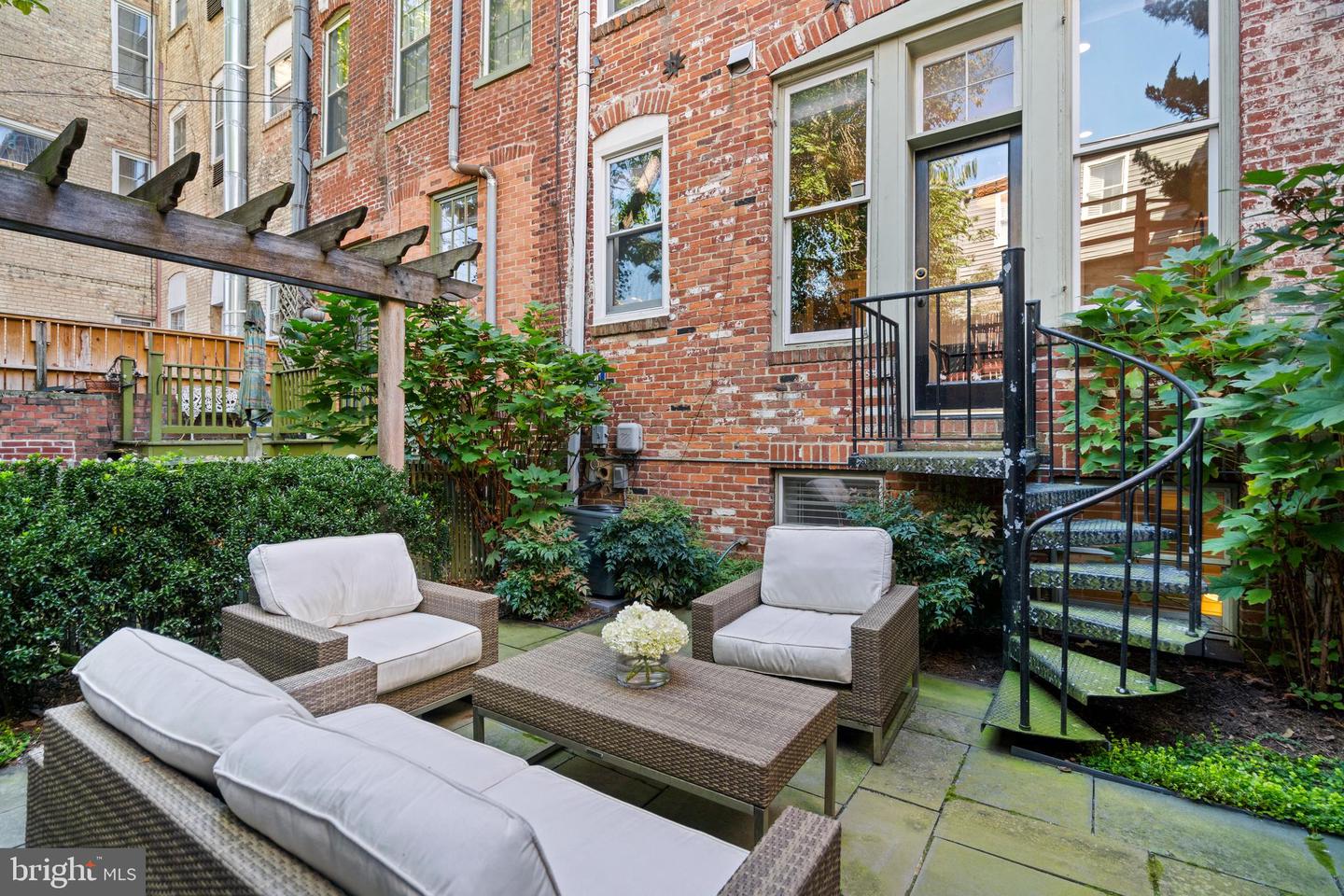 604 EAST CAPITOL ST NE, WASHINGTON, District Of Columbia 20003, 5 Bedrooms Bedrooms, ,3 BathroomsBathrooms,Residential,For sale,604 EAST CAPITOL ST NE,DCDC2226634 MLS # DCDC2226634