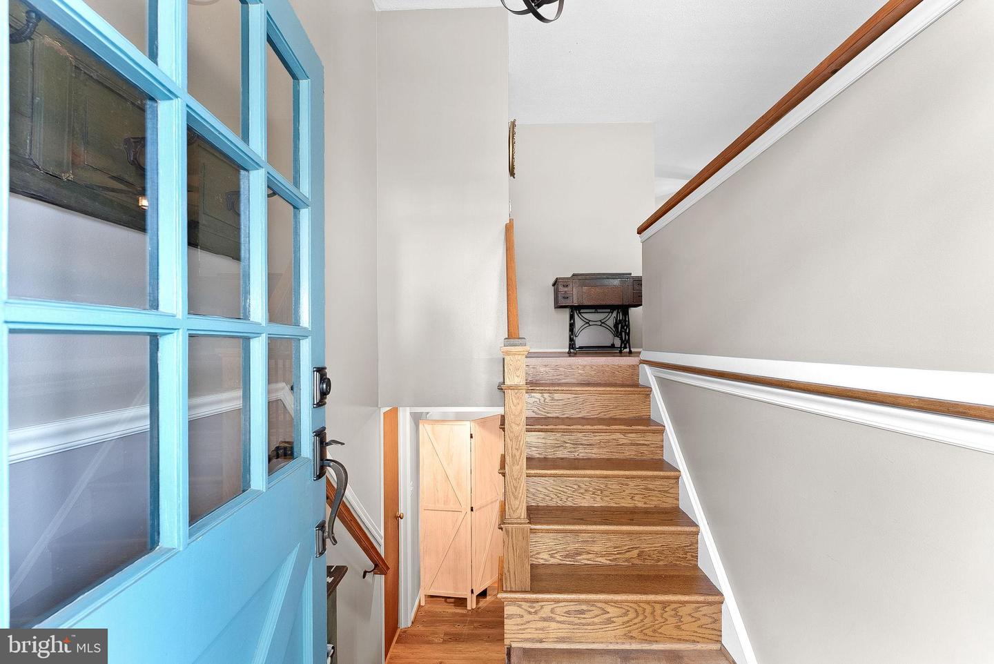 304 LAFAYETTE SW, LEESBURG, Virginia 20175, 3 Bedrooms Bedrooms, 7 Rooms Rooms,1 BathroomBathrooms,Residential,For sale,304 LAFAYETTE SW,VALO2108754 MLS # VALO2108754 304 LAFAYETTE SW, LEESBURG, Virginia 20175, 3 Bedrooms Bedrooms, 7 Rooms Rooms,1 BathroomBathrooms,Residential,For sale,304 LAFAYETTE SW,VALO2108754 MLS # VALO2108754
