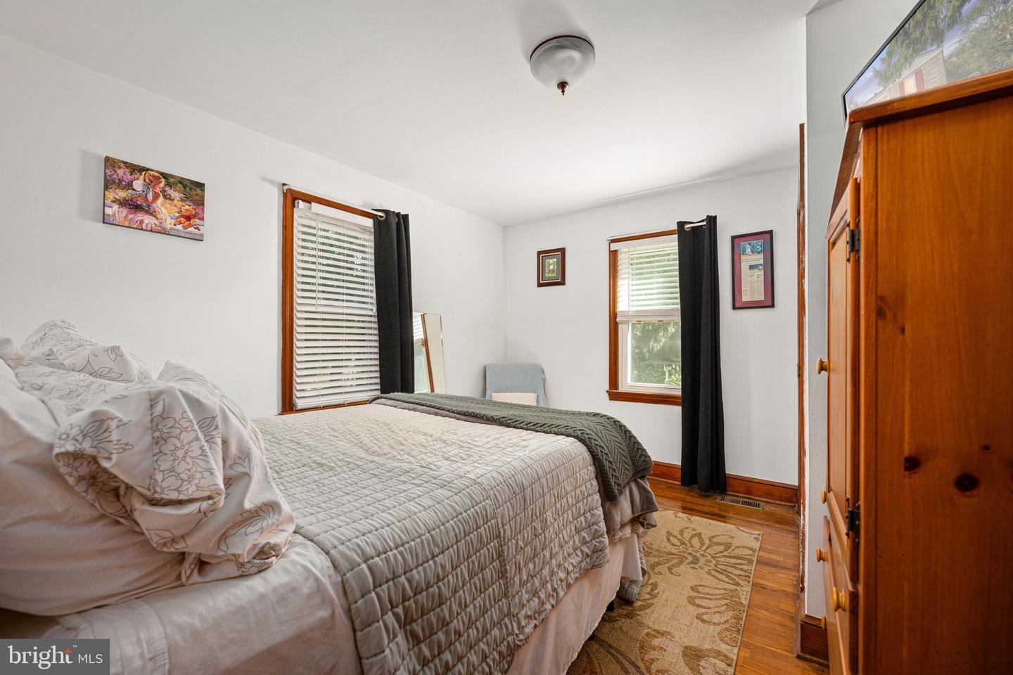 20 WATERFALL RD, CHESTER GAP, Virginia 22623, 2 Bedrooms Bedrooms, ,1 BathroomBathrooms,Residential,For sale,20 WATERFALL RD,VARP2002324 MLS # VARP2002324