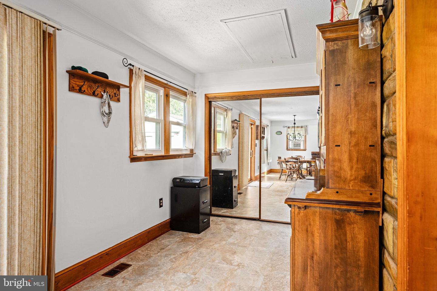 20 WATERFALL RD, CHESTER GAP, Virginia 22623, 2 Bedrooms Bedrooms, ,1 BathroomBathrooms,Residential,For sale,20 WATERFALL RD,VARP2002324 MLS # VARP2002324