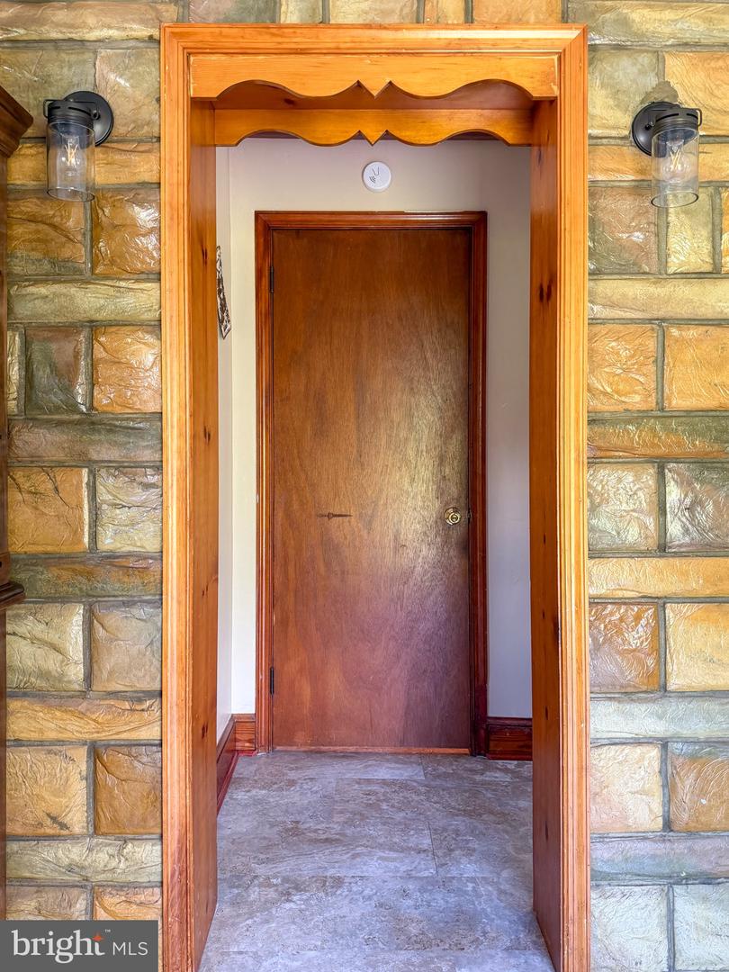 20 WATERFALL RD, CHESTER GAP, Virginia 22623, 2 Bedrooms Bedrooms, ,1 BathroomBathrooms,Residential,For sale,20 WATERFALL RD,VARP2002324 MLS # VARP2002324
