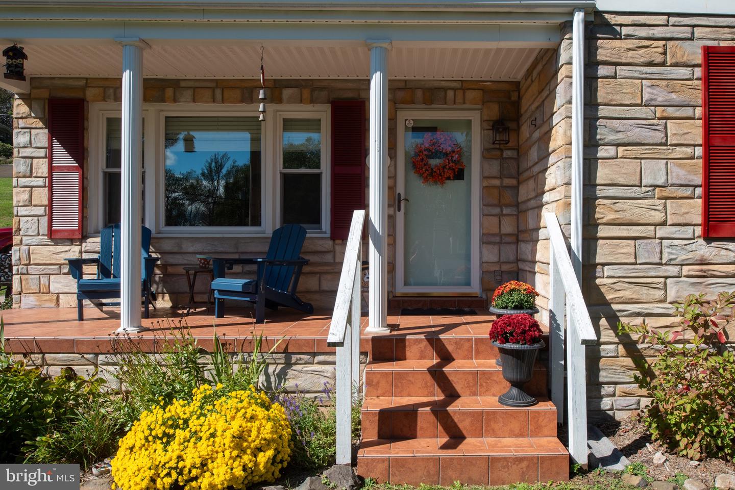 20 WATERFALL RD, CHESTER GAP, Virginia 22623, 2 Bedrooms Bedrooms, ,1 BathroomBathrooms,Residential,For sale,20 WATERFALL RD,VARP2002324 MLS # VARP2002324
