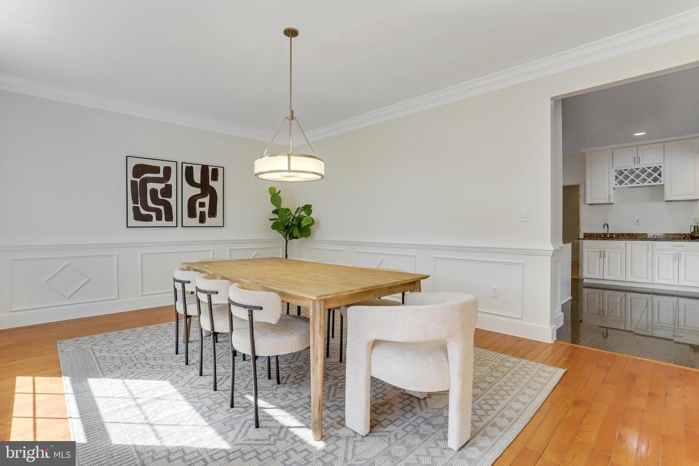 1615 S OAKLAND ST, ARLINGTON, Virginia 22204, 7 Bedrooms Bedrooms, ,5 BathroomsBathrooms,Residential,For sale,1615 S OAKLAND ST,VAAR2064834 MLS # VAAR2064834