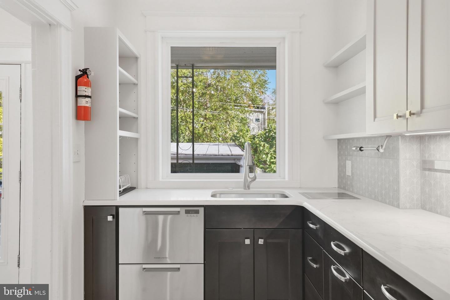4141 NEW HAMPSHIRE AVE NW, WASHINGTON, District Of Columbia 20011, 4 Bedrooms Bedrooms, ,3 BathroomsBathrooms,Residential,For sale,4141 NEW HAMPSHIRE AVE NW,DCDC2226784 MLS # DCDC2226784