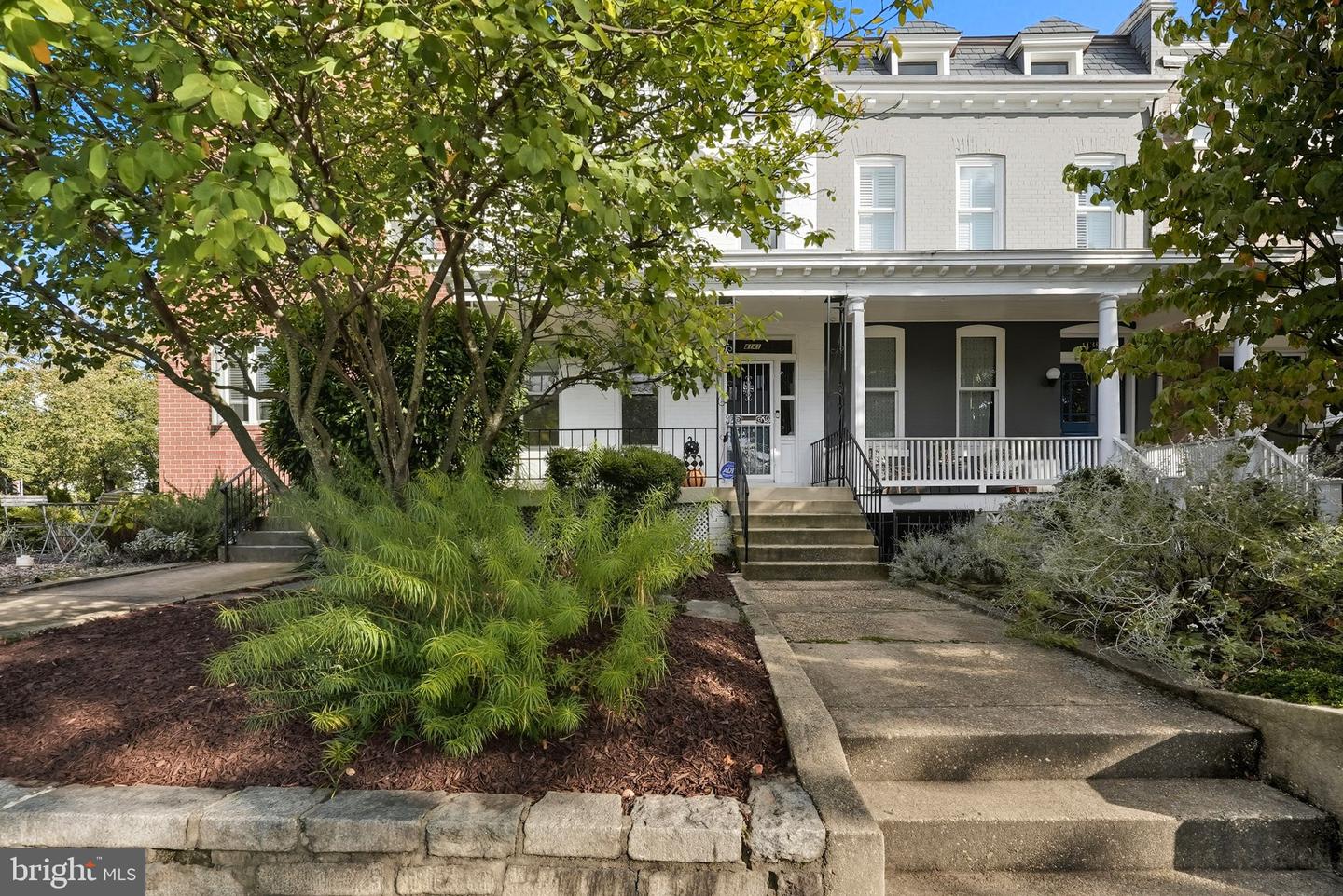4141 NEW HAMPSHIRE AVE NW, WASHINGTON, District Of Columbia 20011, 4 Bedrooms Bedrooms, ,3 BathroomsBathrooms,Residential,For sale,4141 NEW HAMPSHIRE AVE NW,DCDC2226784 MLS # DCDC2226784