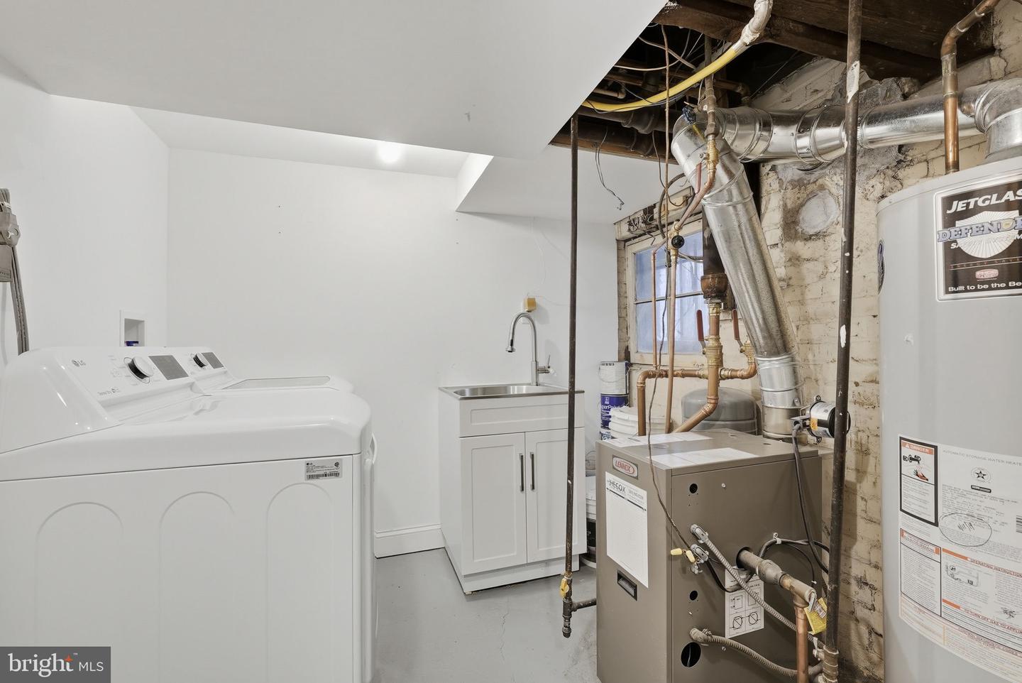 4141 NEW HAMPSHIRE AVE NW, WASHINGTON, District Of Columbia 20011, 4 Bedrooms Bedrooms, ,3 BathroomsBathrooms,Residential,For sale,4141 NEW HAMPSHIRE AVE NW,DCDC2226784 MLS # DCDC2226784