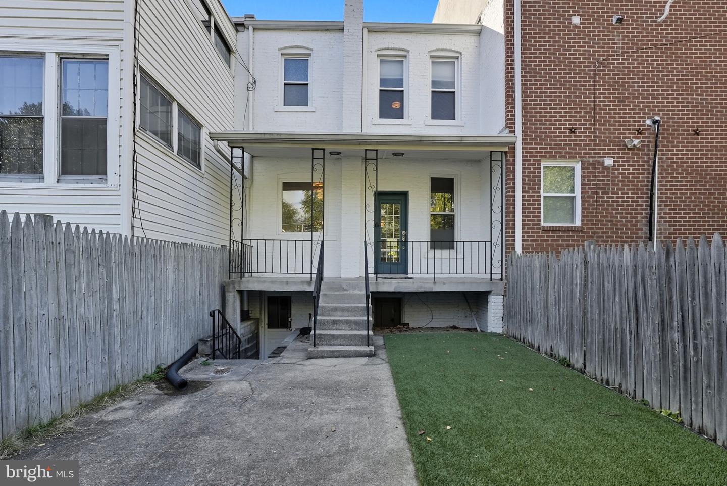 4141 NEW HAMPSHIRE AVE NW, WASHINGTON, District Of Columbia 20011, 4 Bedrooms Bedrooms, ,3 BathroomsBathrooms,Residential,For sale,4141 NEW HAMPSHIRE AVE NW,DCDC2226784 MLS # DCDC2226784