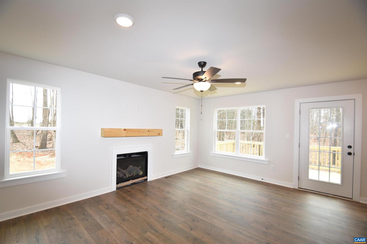 THREE CHOPT RD #TC15B, KENTS STORE, Virginia 23084, 4 Bedrooms Bedrooms, ,2 BathroomsBathrooms,Residential,For sale,THREE CHOPT RD #TC15B,669934 MLS # 669934