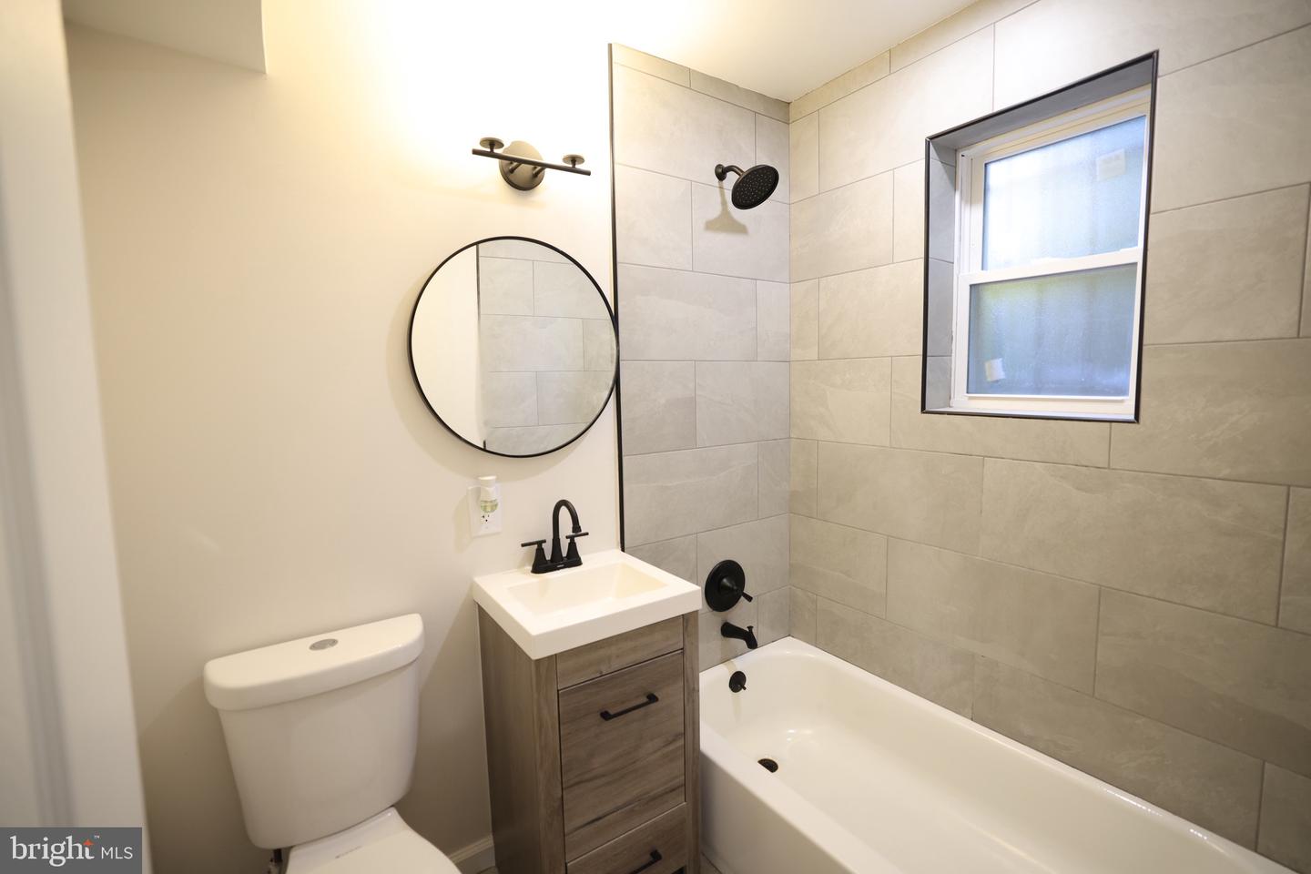 3111 24TH ST SE, WASHINGTON, District Of Columbia 20020, 2 Bedrooms Bedrooms, ,2 BathroomsBathrooms,Residential,For sale,3111 24TH ST SE,DCDC2226796 MLS # DCDC2226796