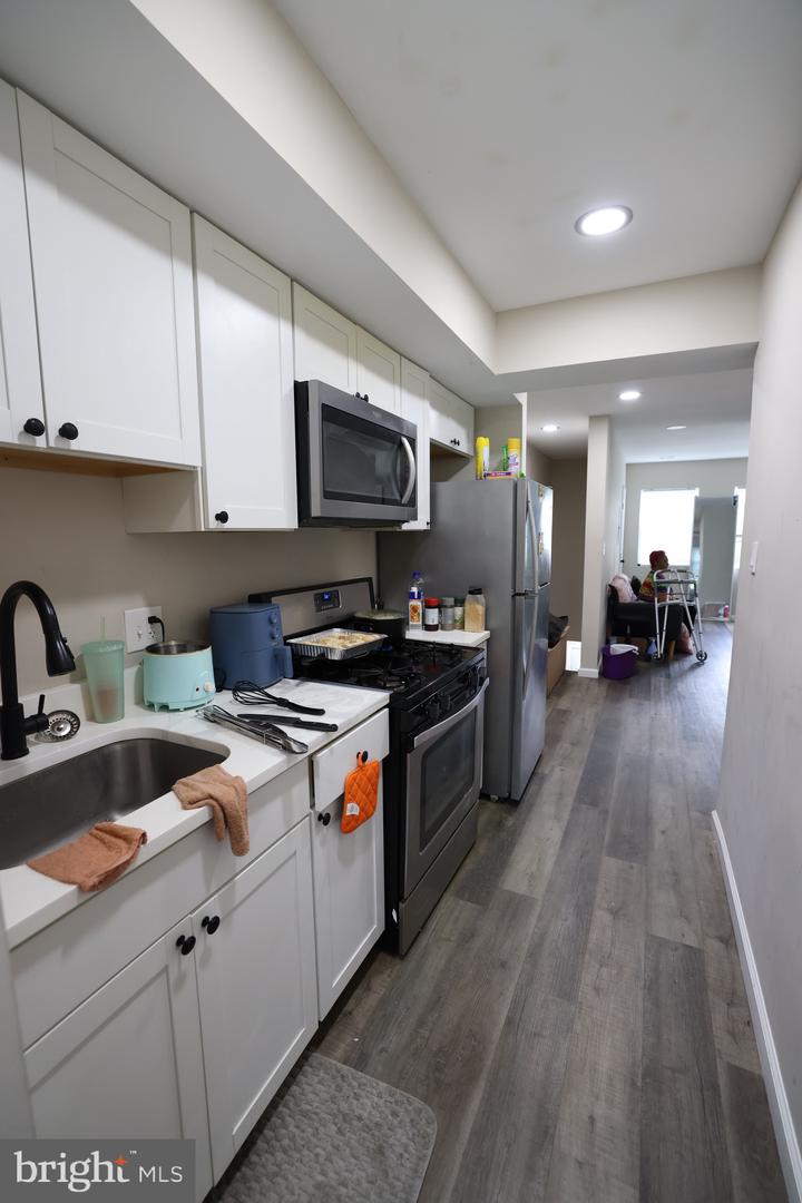 3111 24TH ST SE, WASHINGTON, District Of Columbia 20020, 2 Bedrooms Bedrooms, ,2 BathroomsBathrooms,Residential,For sale,3111 24TH ST SE,DCDC2226796 MLS # DCDC2226796