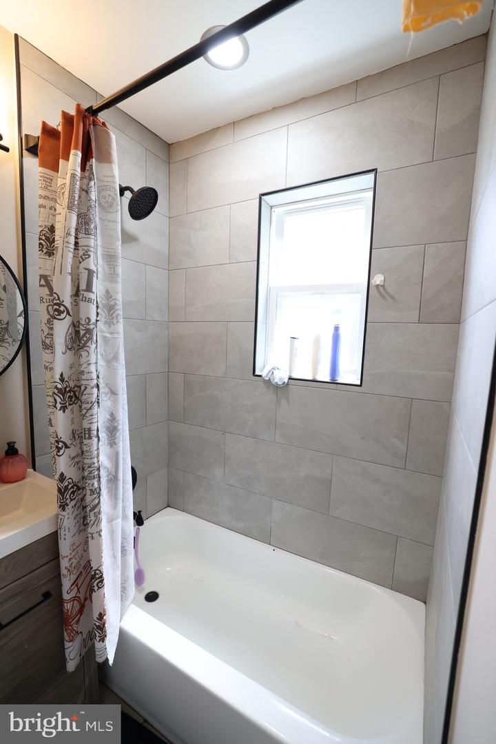 3111 24TH ST SE, WASHINGTON, District Of Columbia 20020, 2 Bedrooms Bedrooms, ,2 BathroomsBathrooms,Residential,For sale,3111 24TH ST SE,DCDC2226796 MLS # DCDC2226796