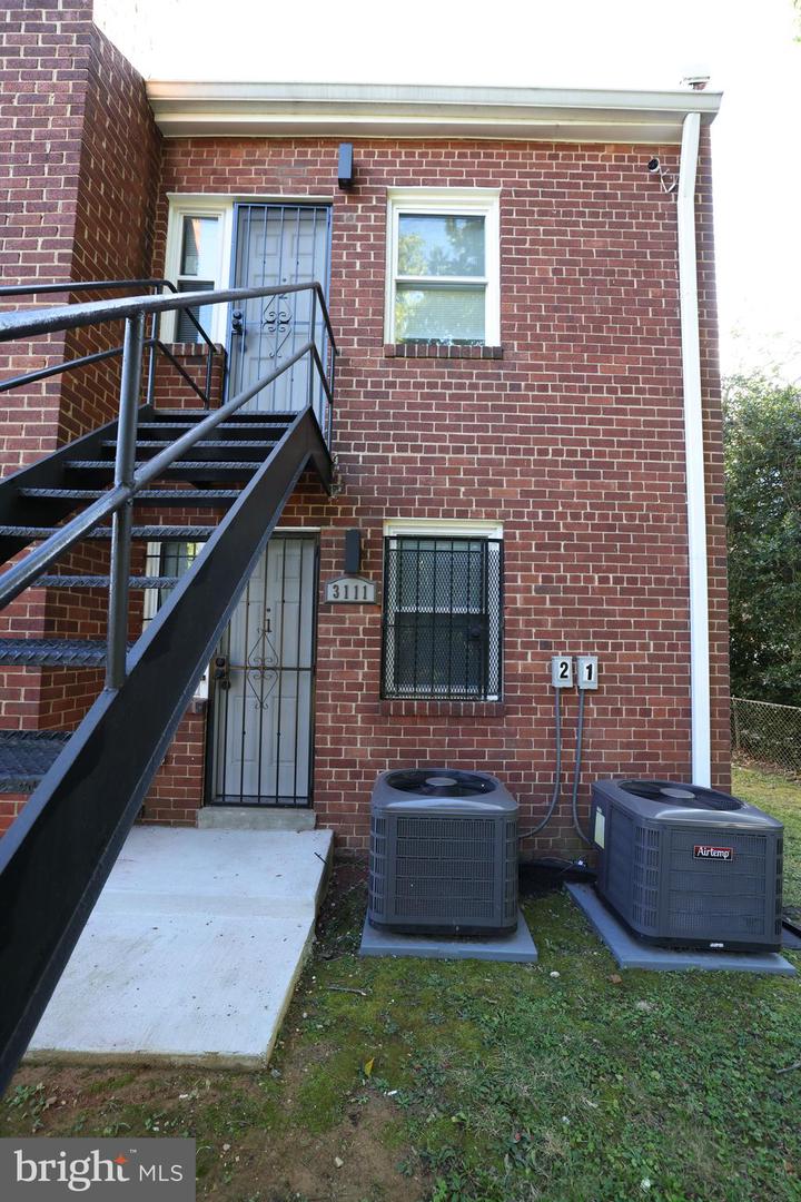 3111 24TH ST SE, WASHINGTON, District Of Columbia 20020, 2 Bedrooms Bedrooms, ,2 BathroomsBathrooms,Residential,For sale,3111 24TH ST SE,DCDC2226796 MLS # DCDC2226796